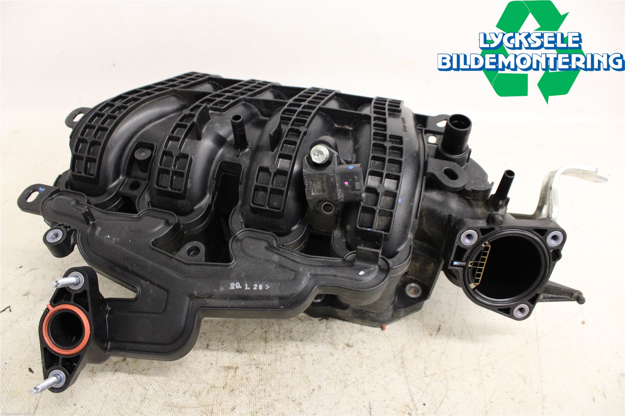 Toyota YARIS XP130 15-20 Grenrör Insug
