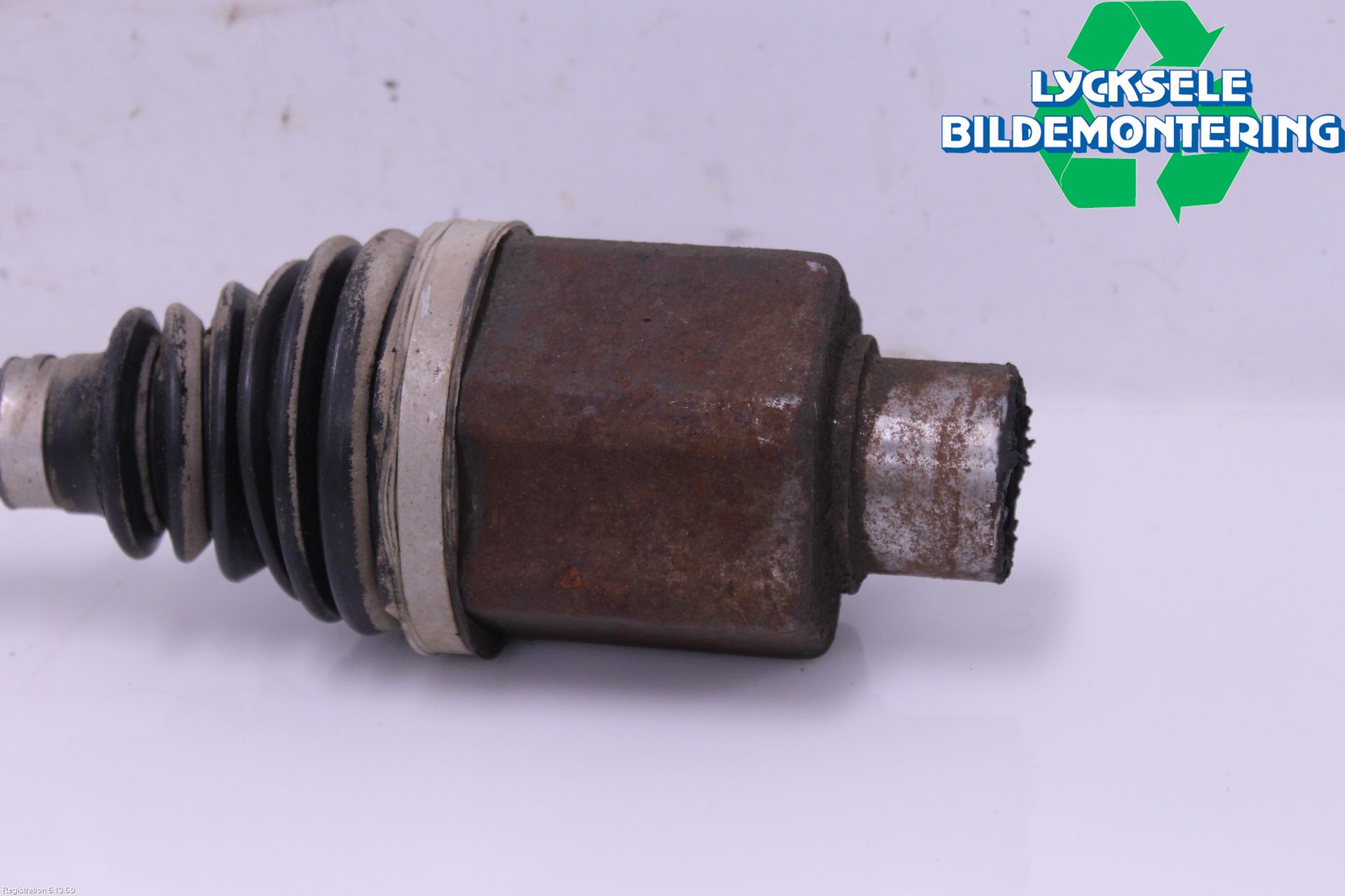 Volkswagen VW TRANSP/CARAVELLE (T6) 16-22 Drivaxel Fram Höger