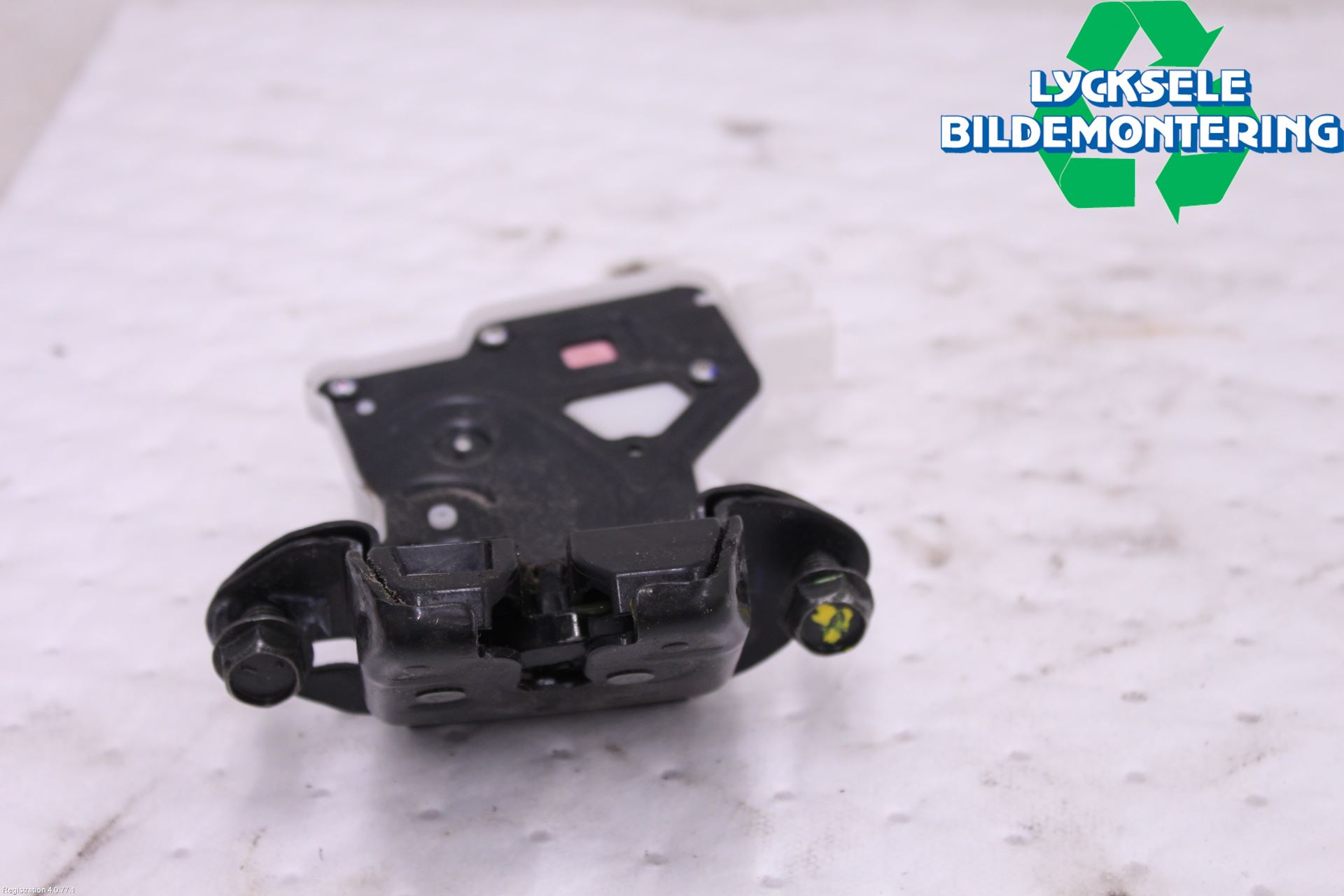 Nissan PULSAR Låskista Baklucka