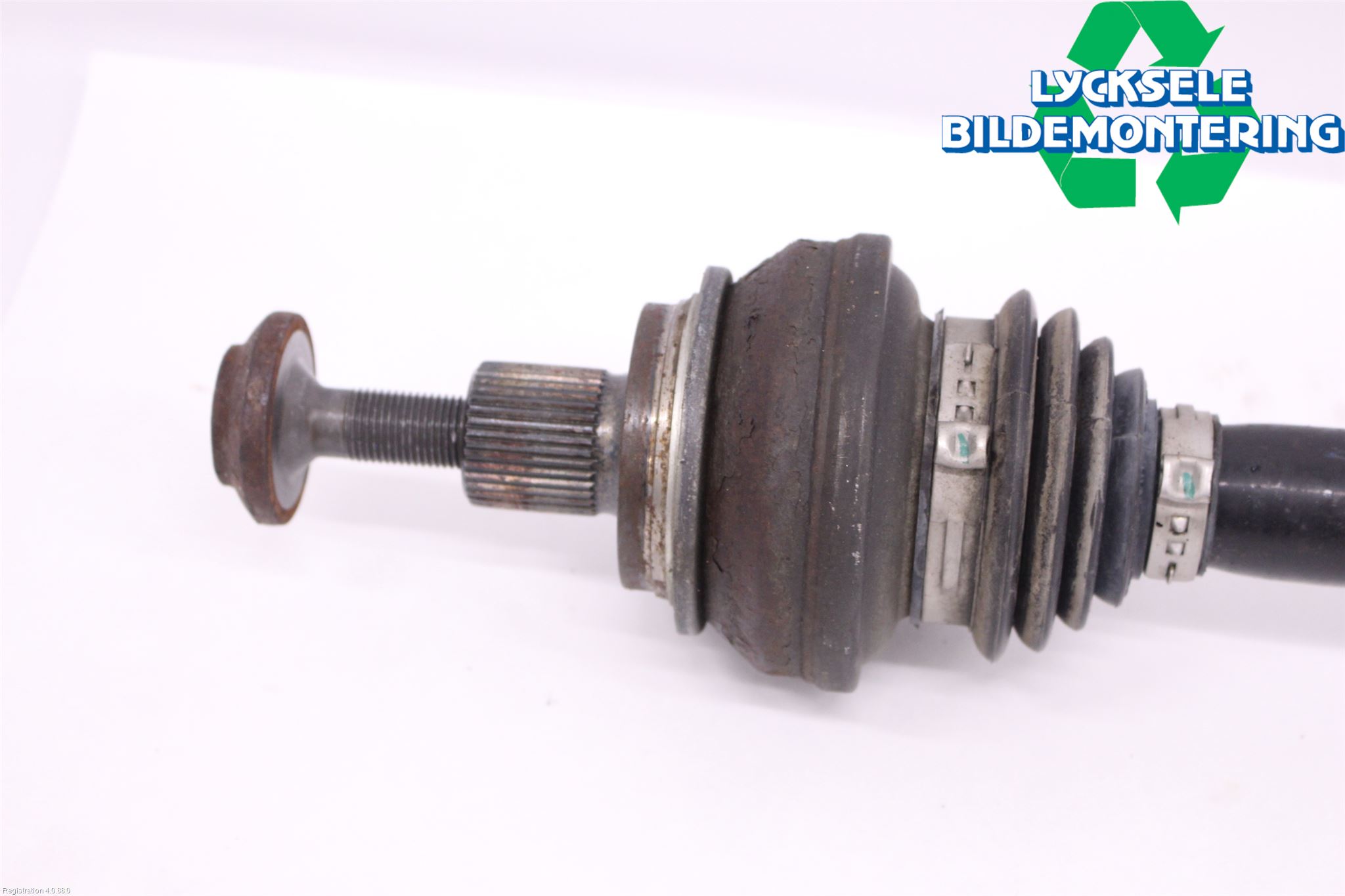 Audi A4 ALLROAD 17- Drivaxel Bak Vänster