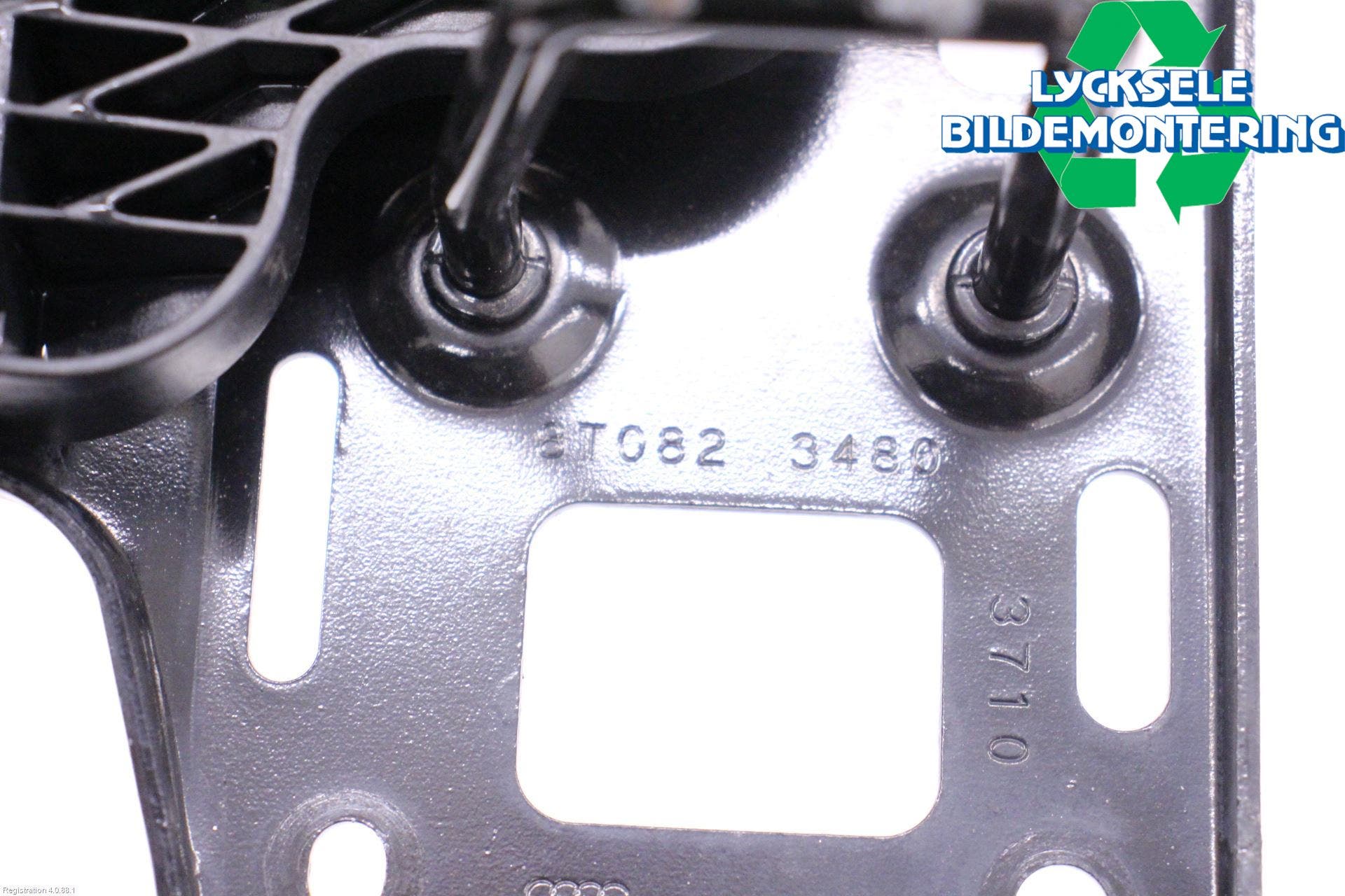 Audi A4/S4 08-11 Huv Spärr