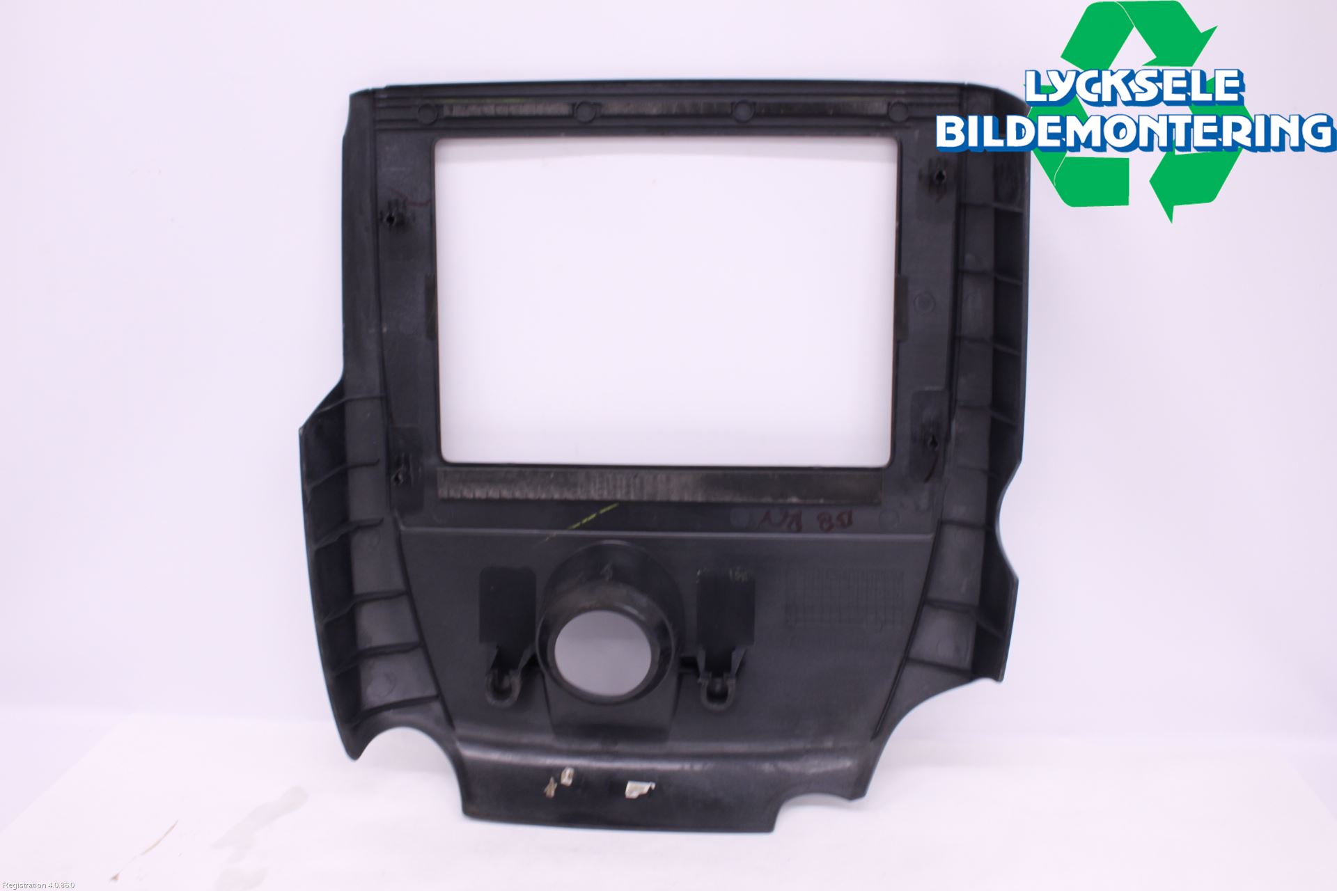 Isuzu D-MAX Motorkåpa