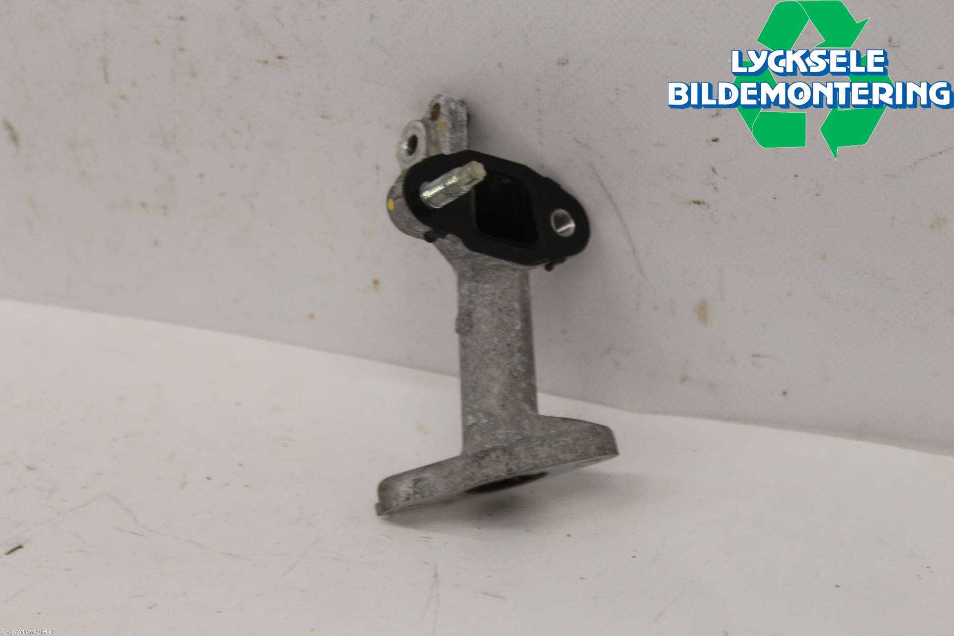 Toyota YARIS CROSS XP21 21- Egr Rör