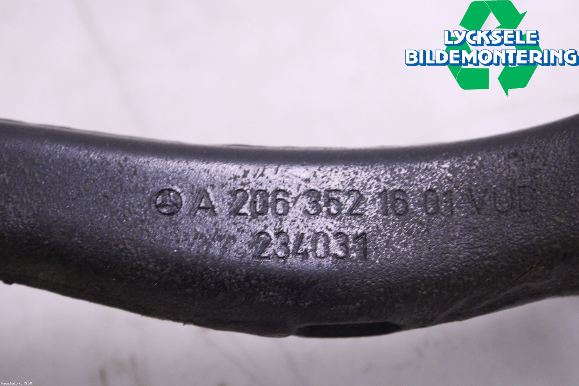 Mercedes-Benz MB C-KLASS (W206) 21- Bärarm Bak Övre Höger