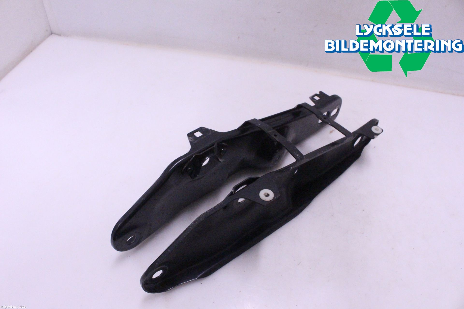 BMW 5 G30/G31/F90 17-23 Bärarm Bak Höger