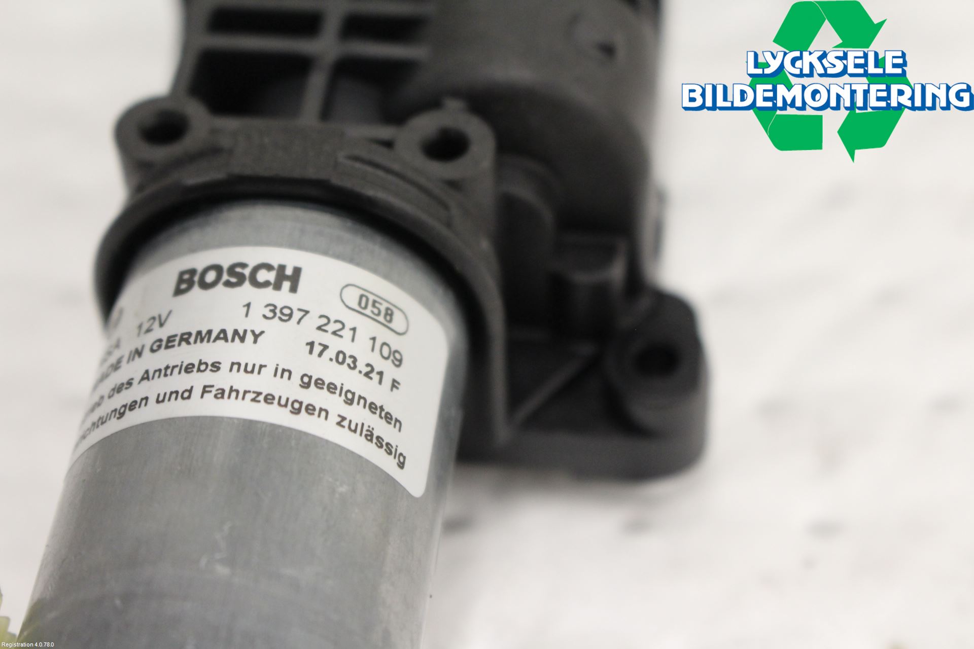 Audi A6 F2/C8 19- Bakluckeöppnare Automatisk