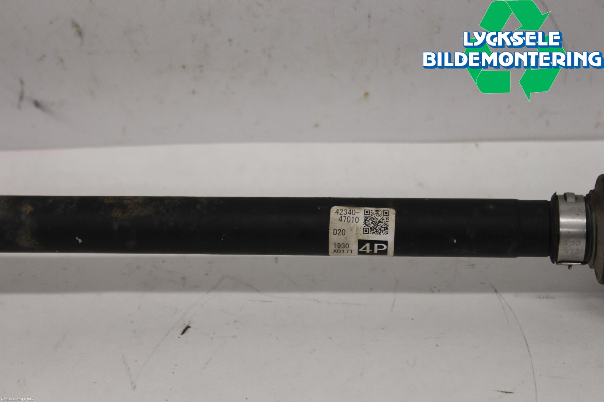 Toyota YARIS CROSS XP21 21- Drivaxel Bak Vänster