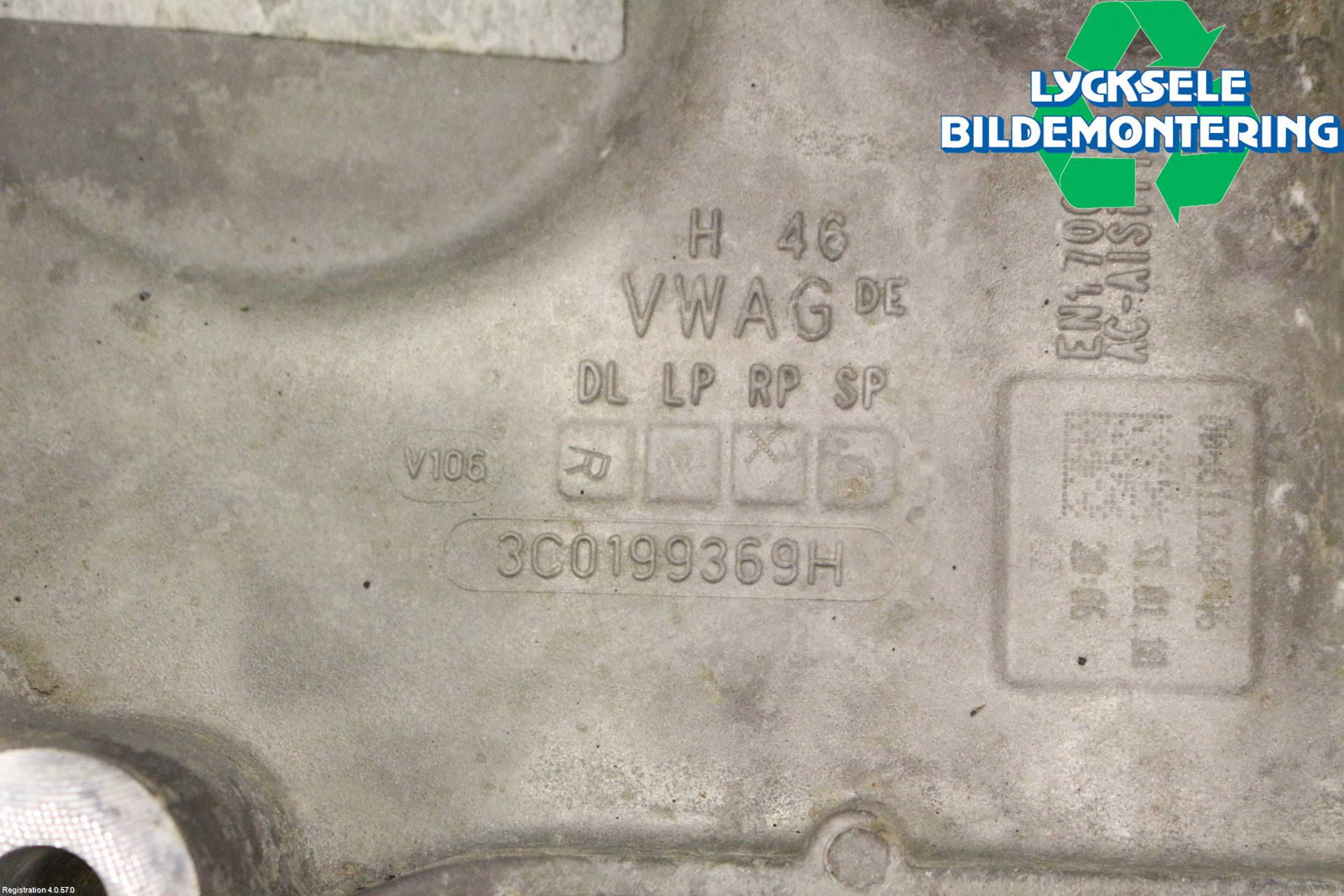 Audi Q3 8U 12-18 Motorbalk