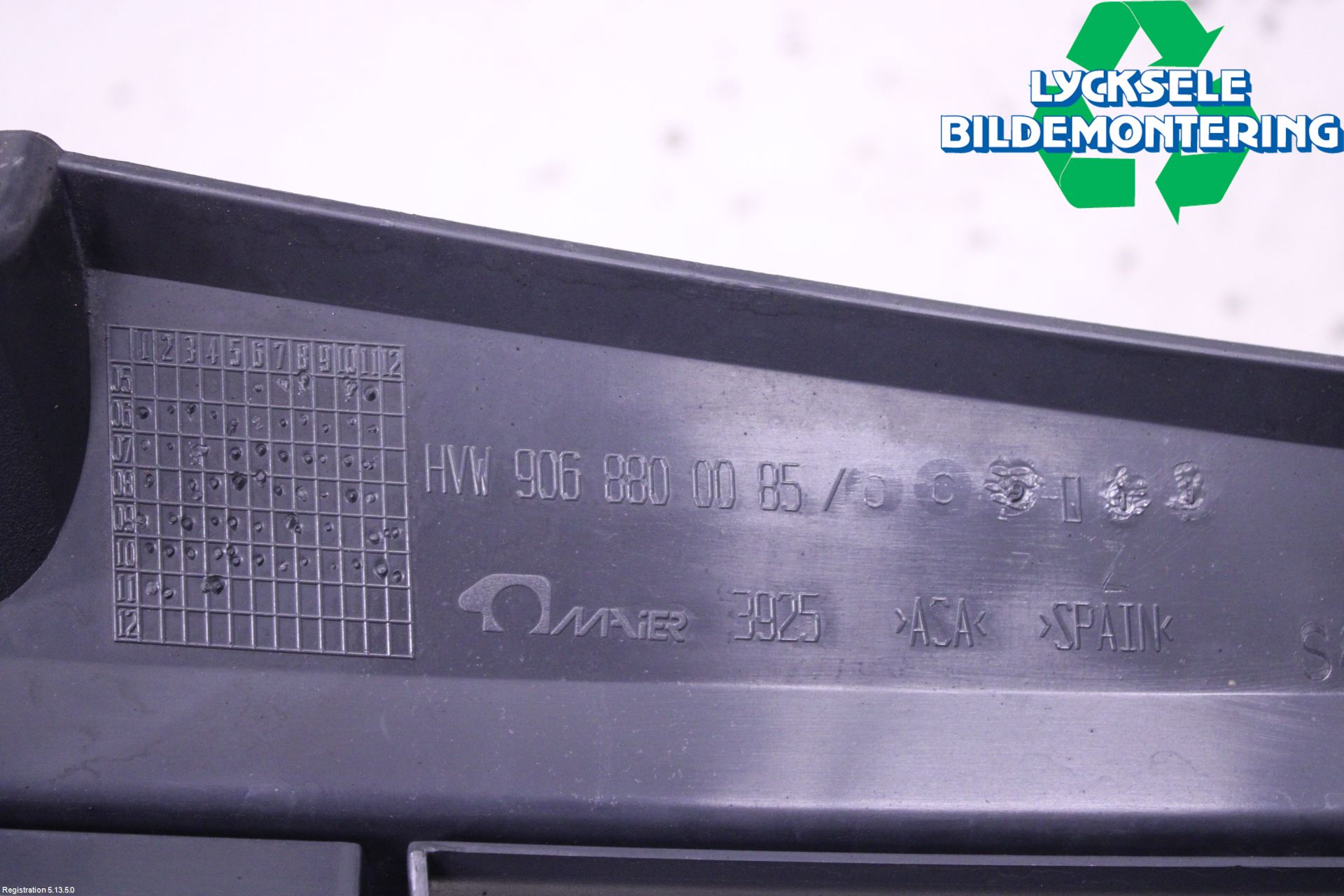 Volkswagen VW CRAFTER 06-16 Grill Komp
