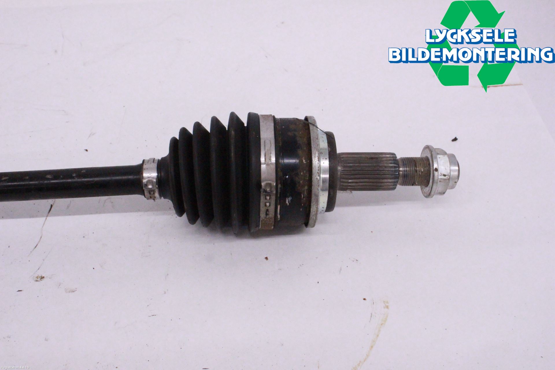 Mazda CX-60 22- Drivaxel Fram Vänster