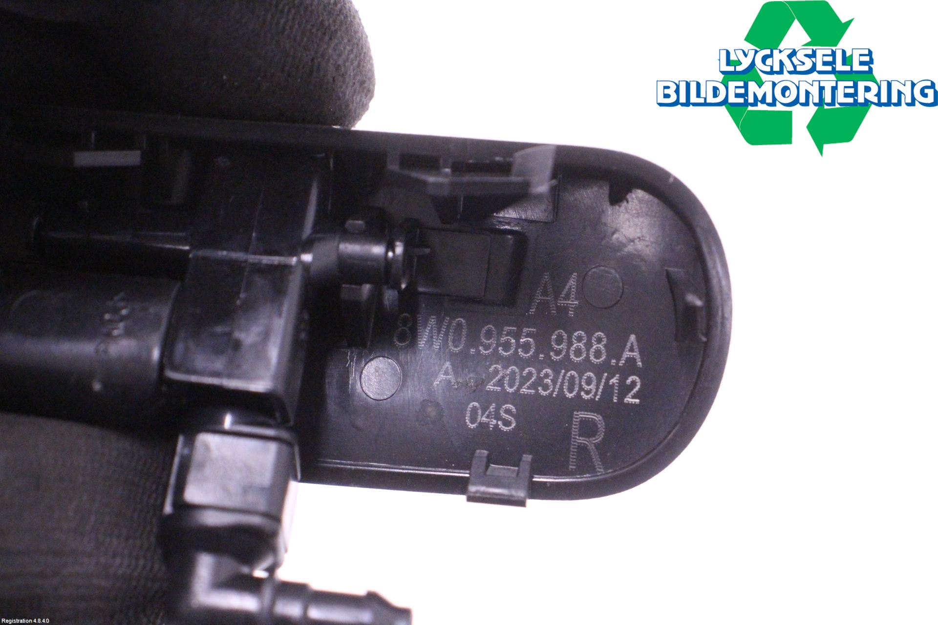 Audi A4/S4 B9 20- Spolarmunstycke Rutor