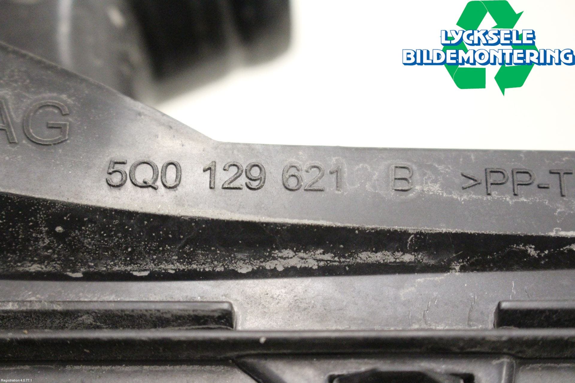 Volkswagen VW GOLF / E-GOLF VII 13-20 Deflektor Plåt-Plast Kylning