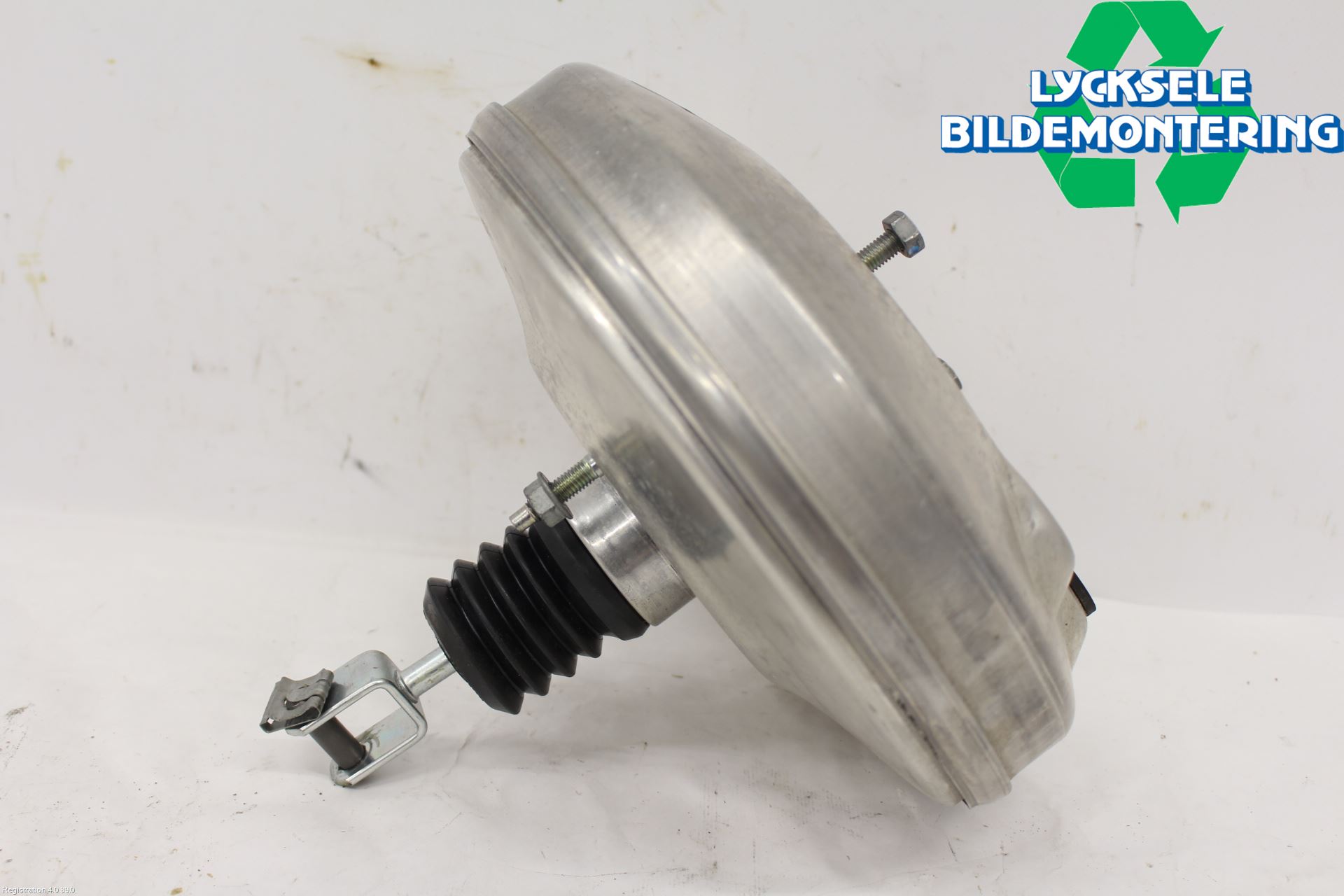 Mini COOPER CLUBMAN F54 16- Bromsservo