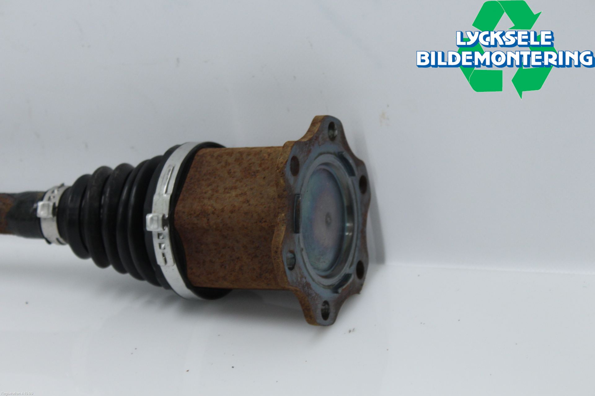Volkswagen VW T-ROC 18- Drivaxel Fram Vänster