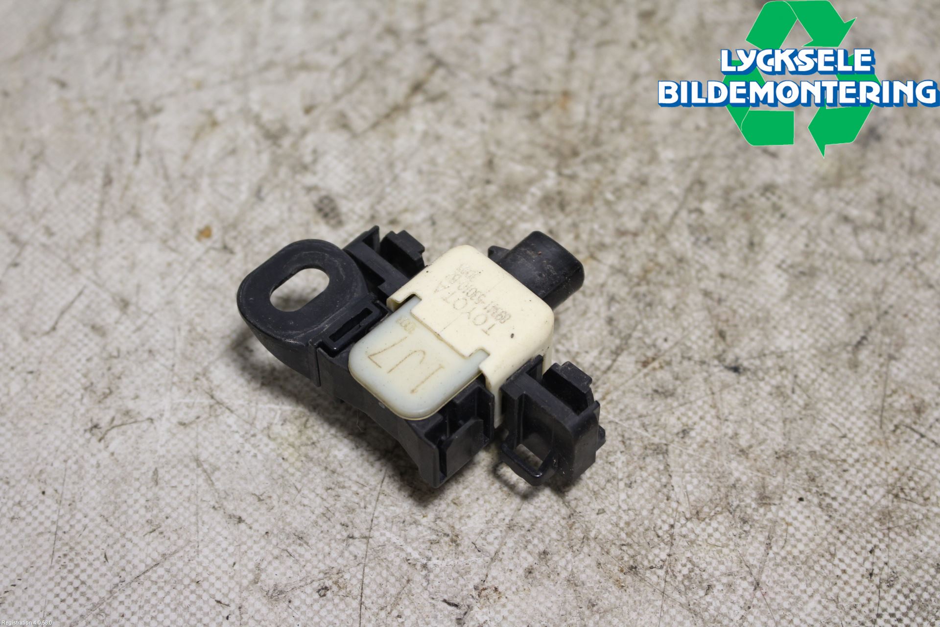 Lexus IS 250/350 14-20 Parkeringshjälp Backsensor