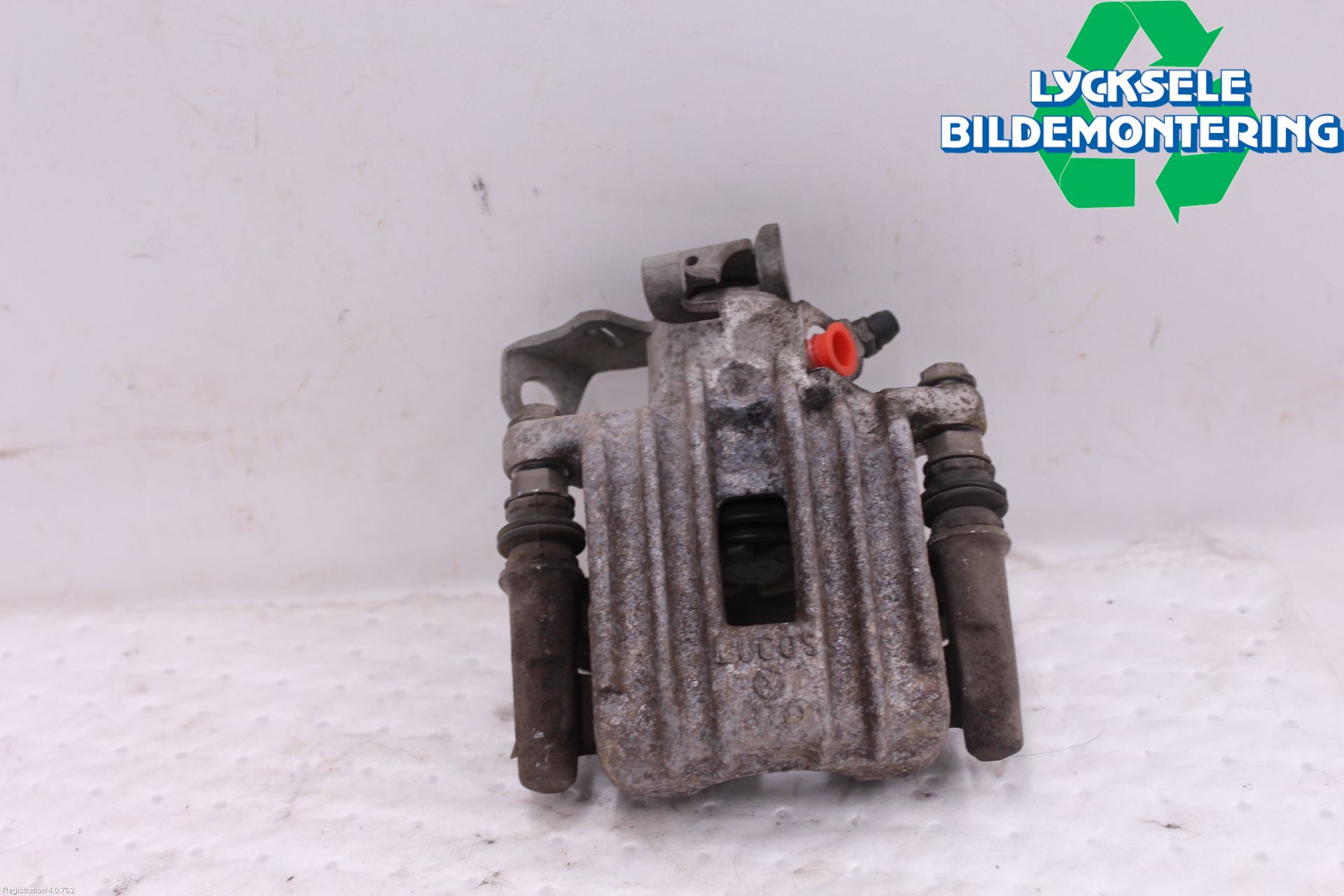 Volkswagen VW POLO 10-17 Bromsok Bak Höger