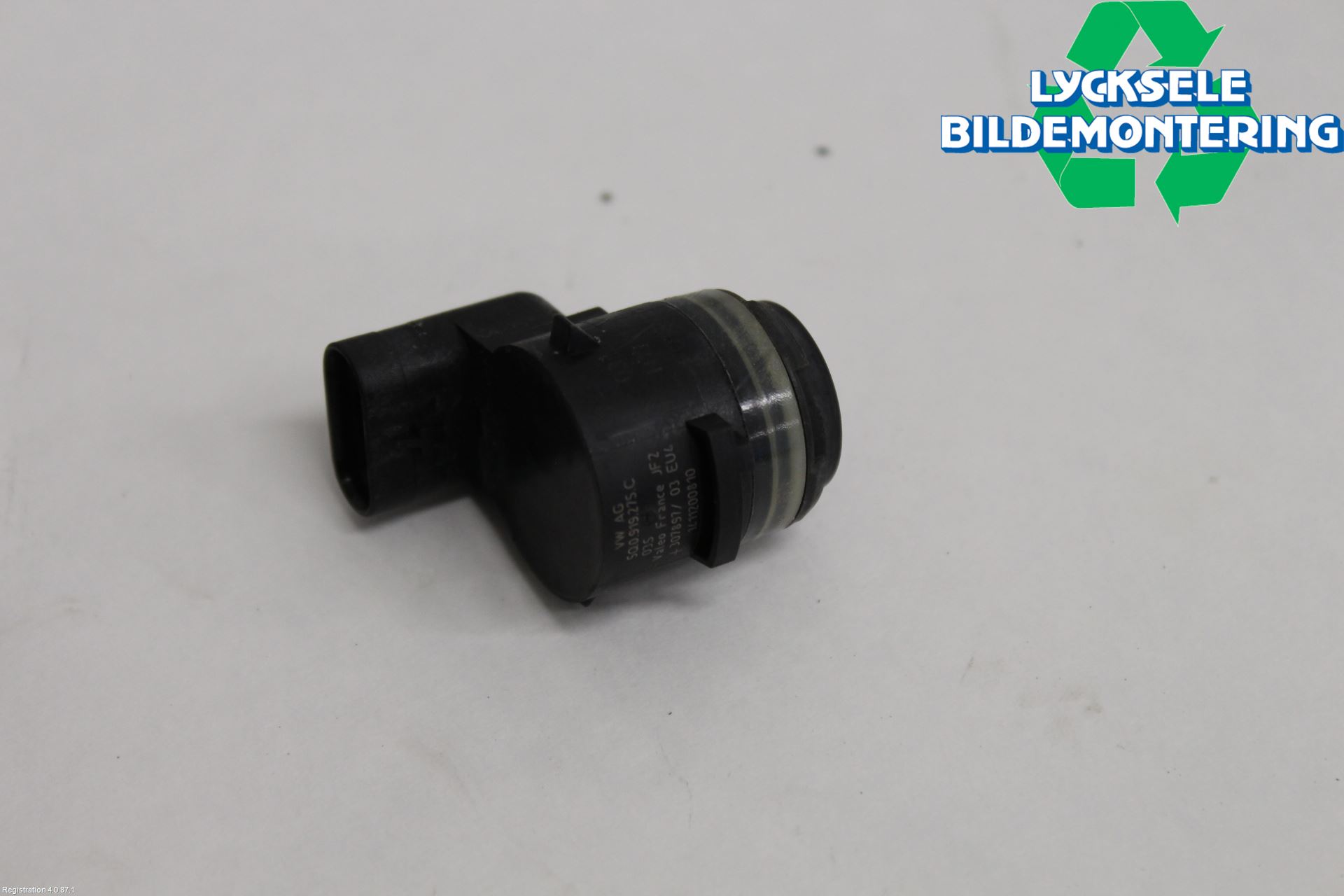 Volkswagen VW T-ROC 18- Parkeringshjälp Frontsensor