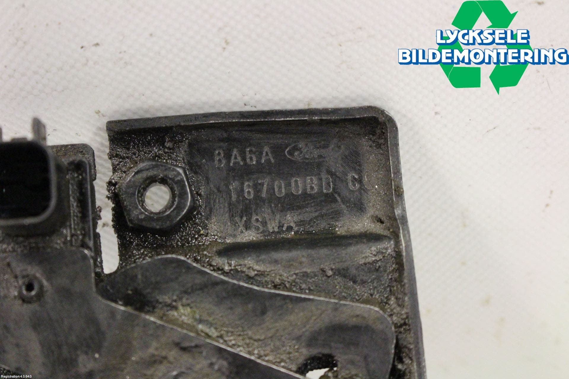 Ford FIESTA 09-12 Huvlås