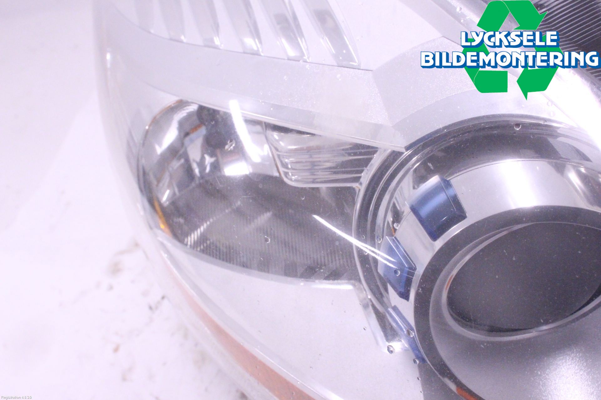 Ford KUGA 08-12 Strålkastare Höger