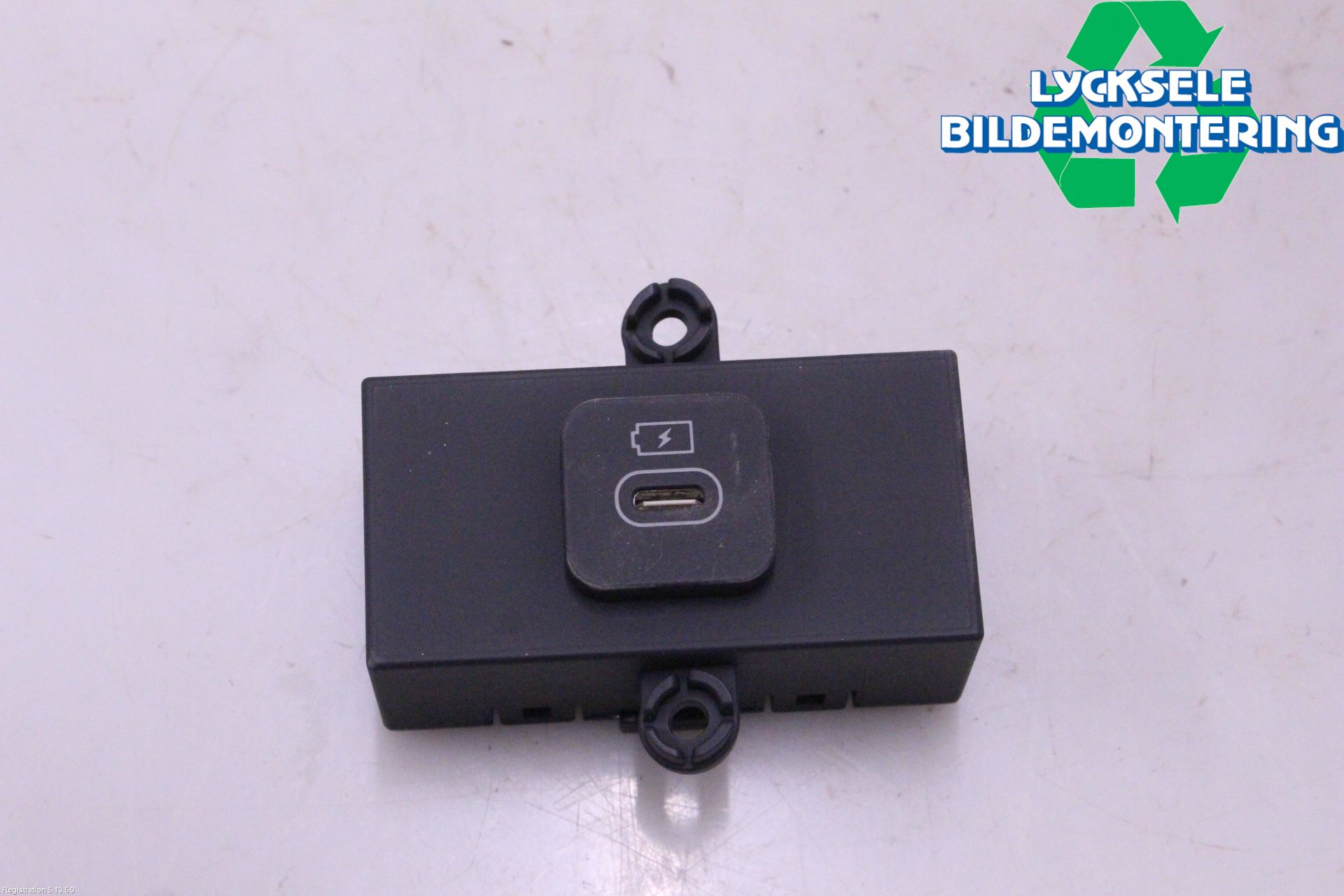 Kia EV9 24- Usb Connection