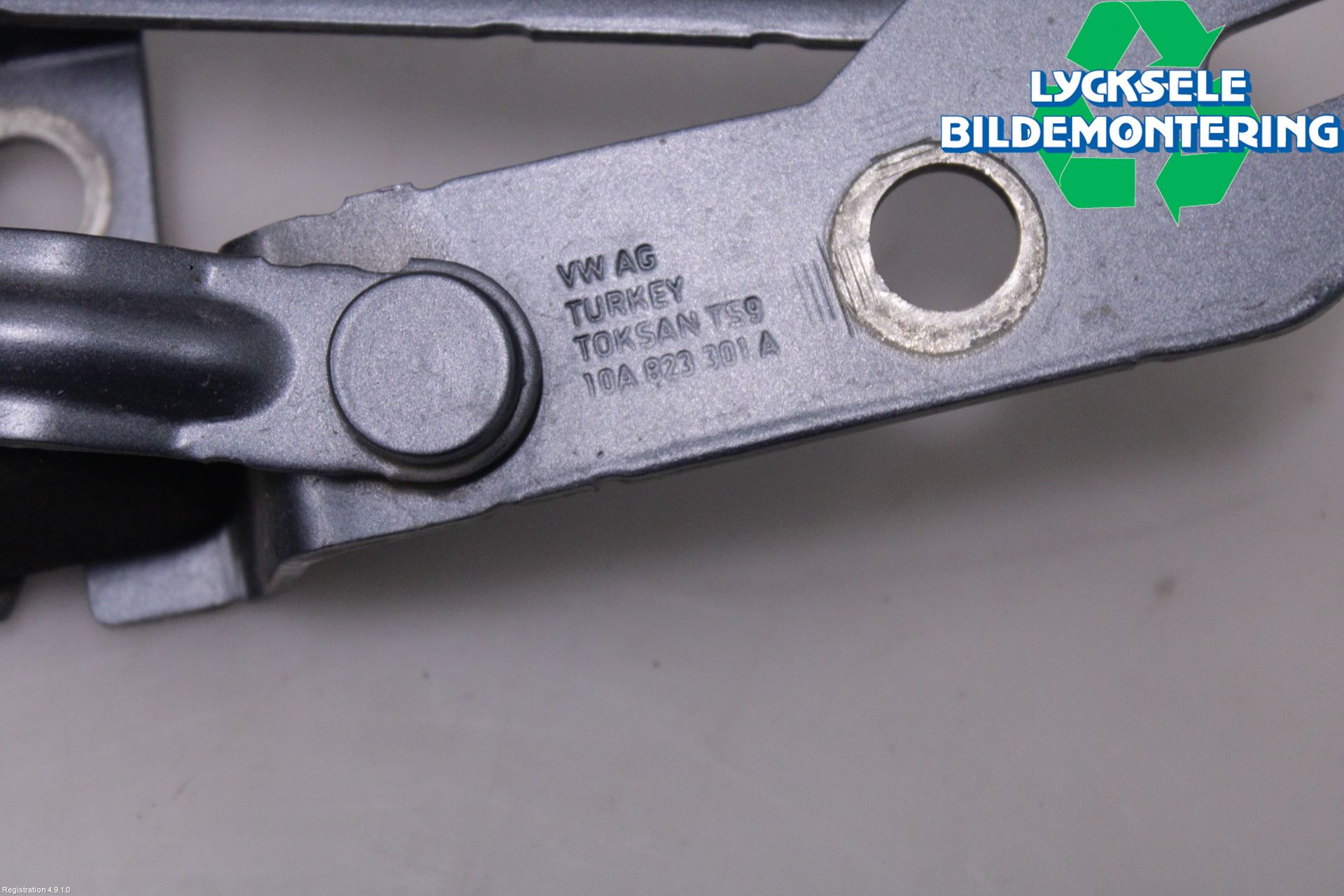 Volkswagen VW ID.3 21- Huvgångjärn