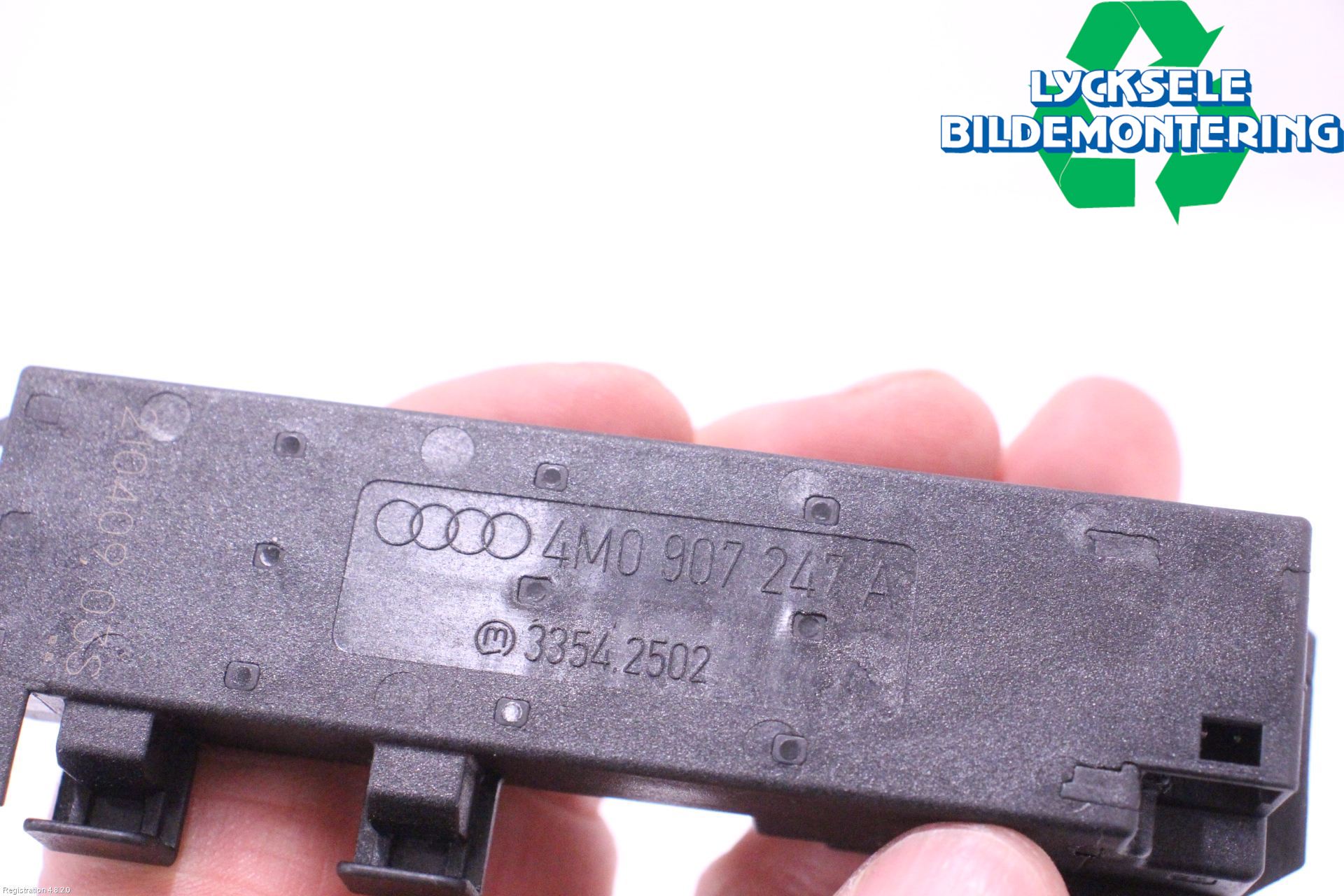 Audi A6 F2/C8 19- Antenn