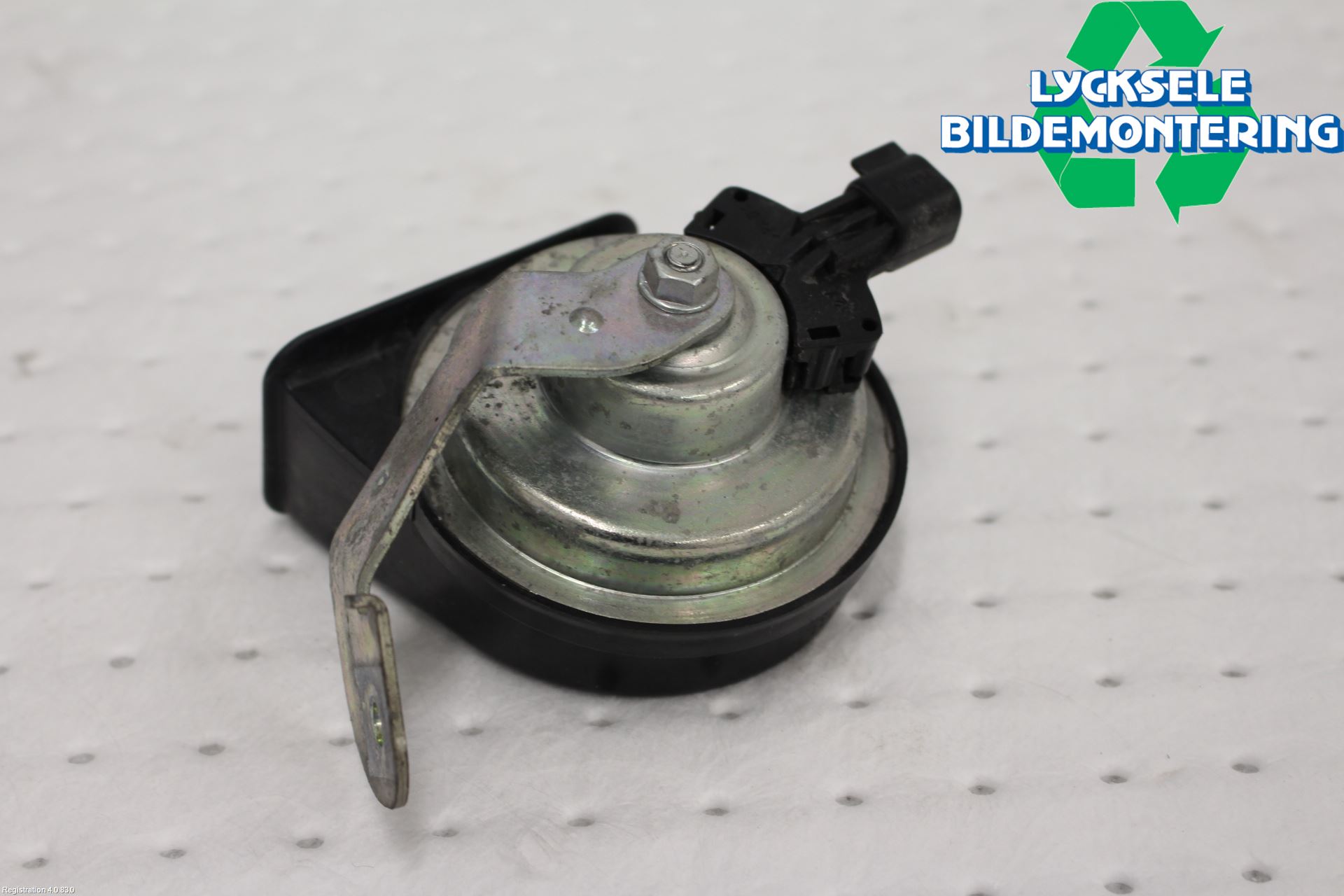 Volvo V40 12-19 Signalhorn