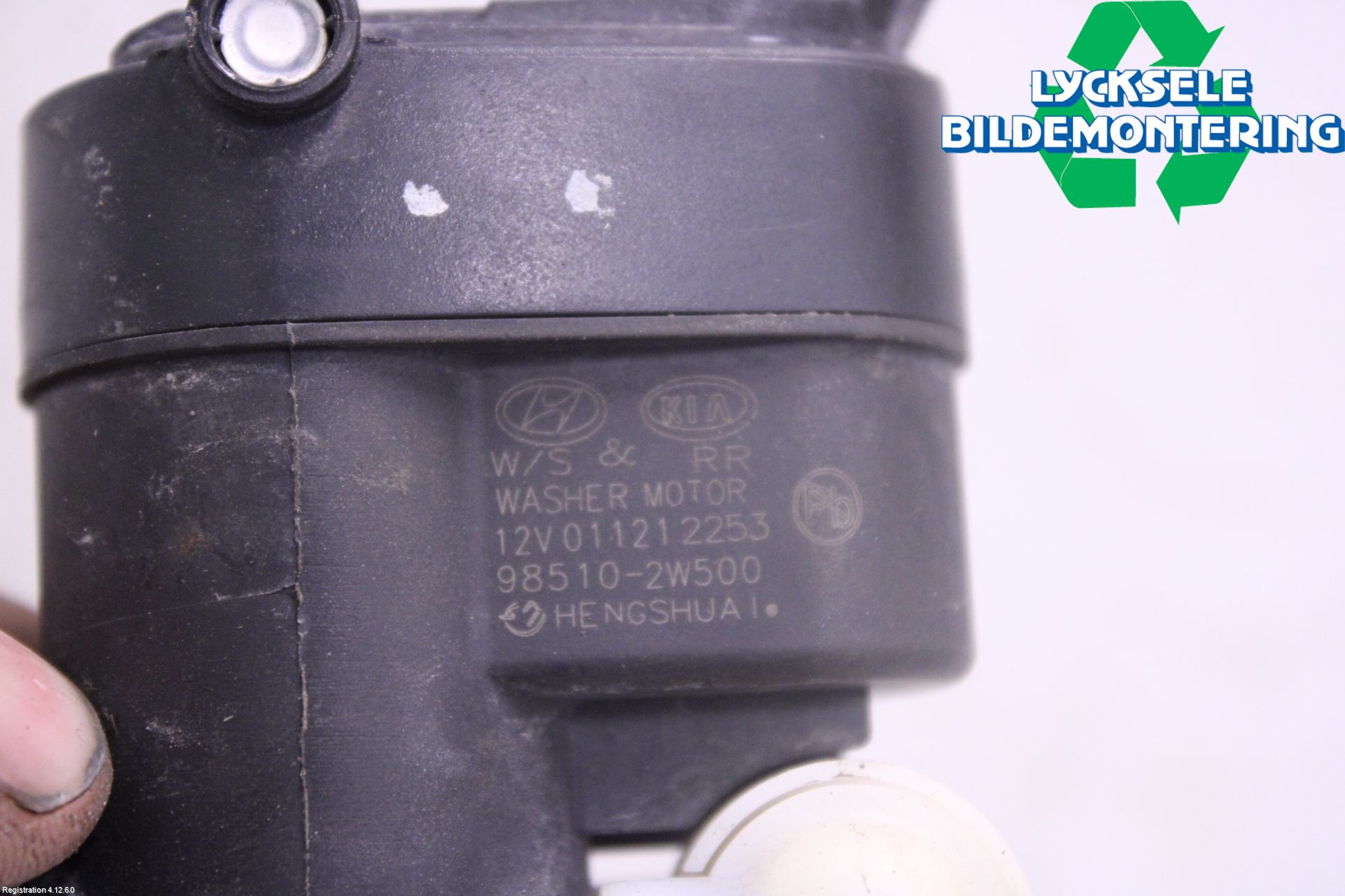 Kia SORENTO 21- Spolarpump Vindruta