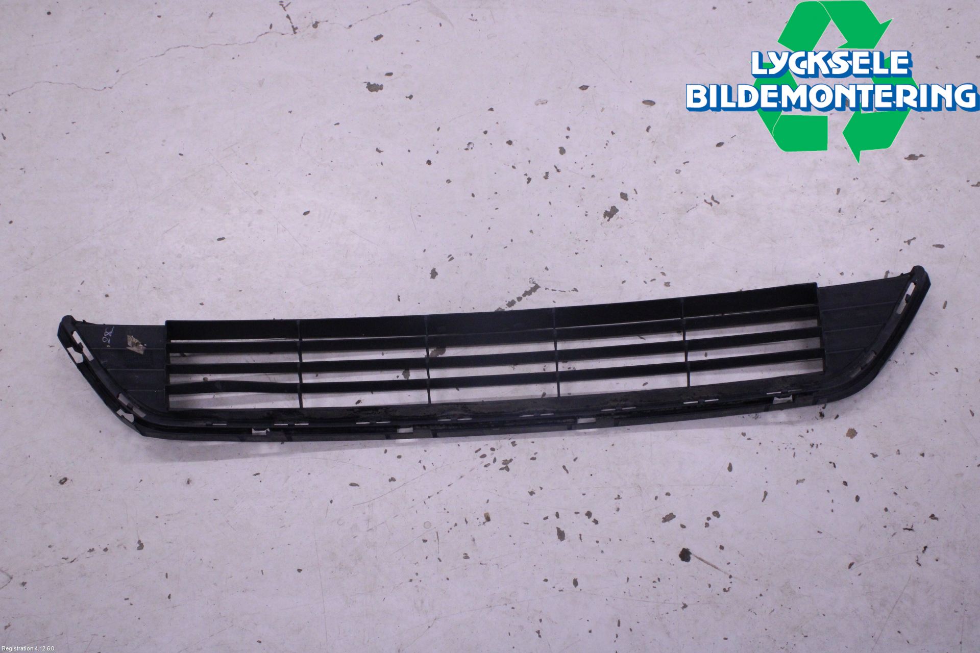 Toyota AVENSIS 16-18 Grill-Galler