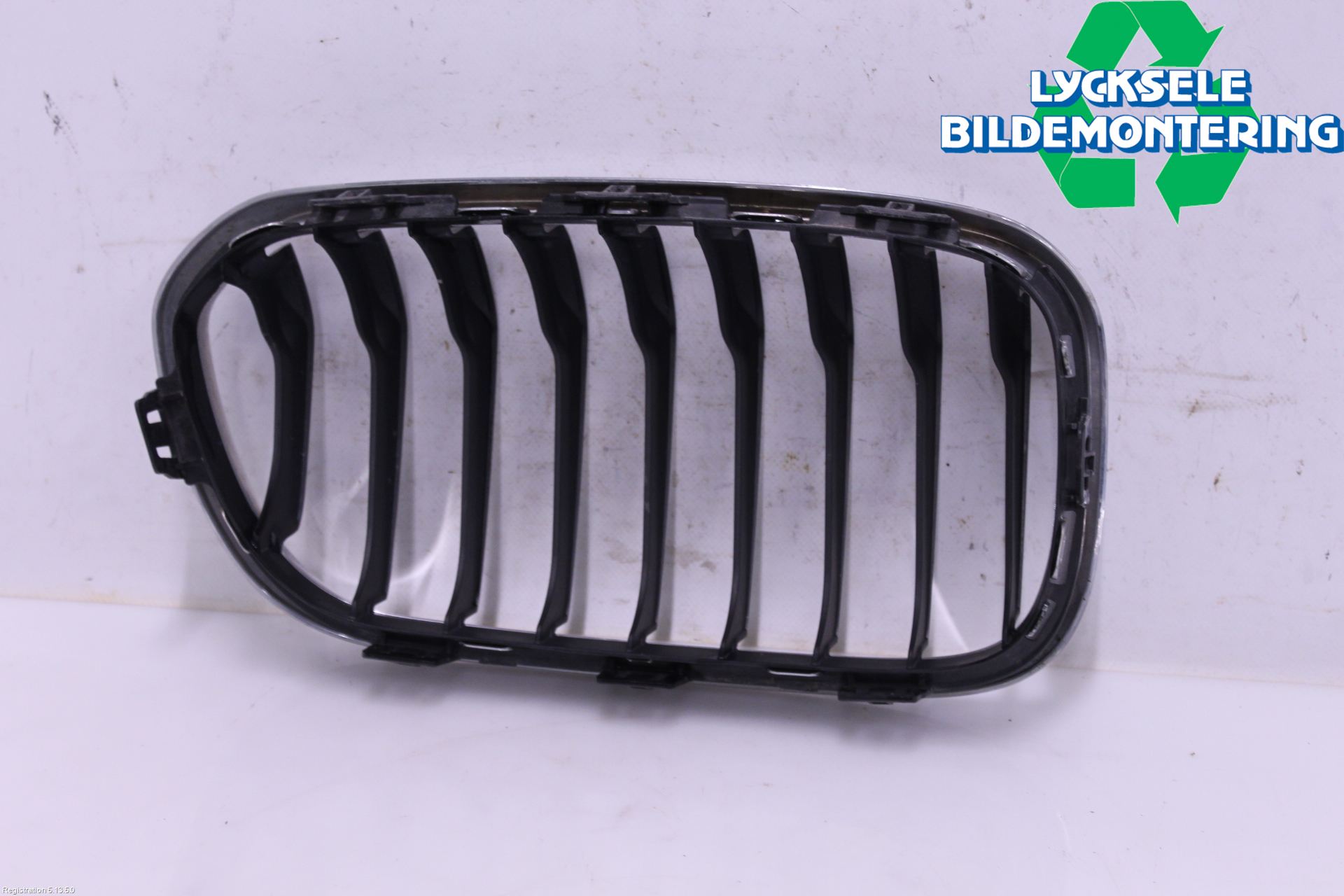 BMW 1 F20/F21 11-19 Grilldel Vänster