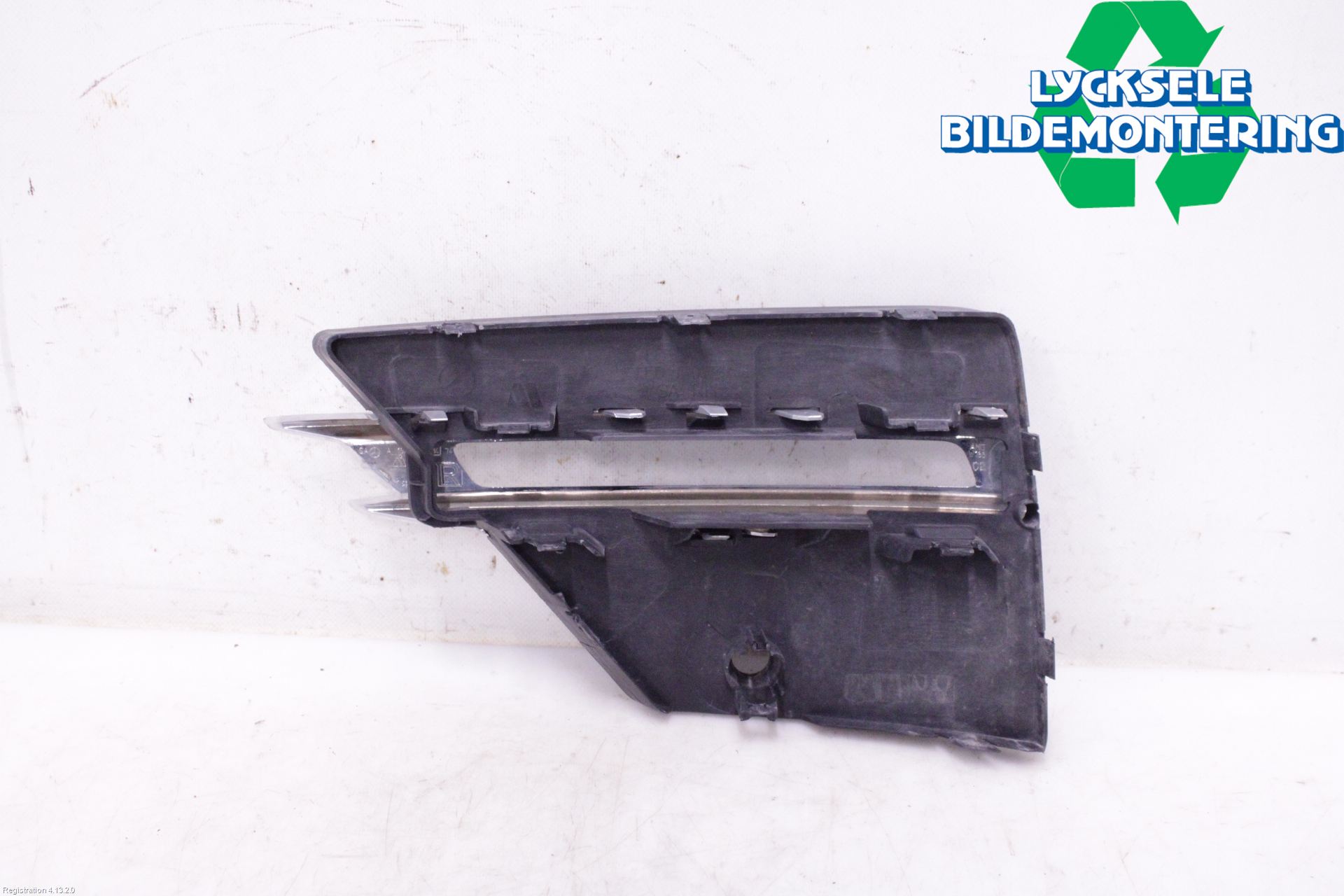 Mercedes-Benz MB ML/GLE-KLASS (W166) 12-18 Dimljussarg Fram