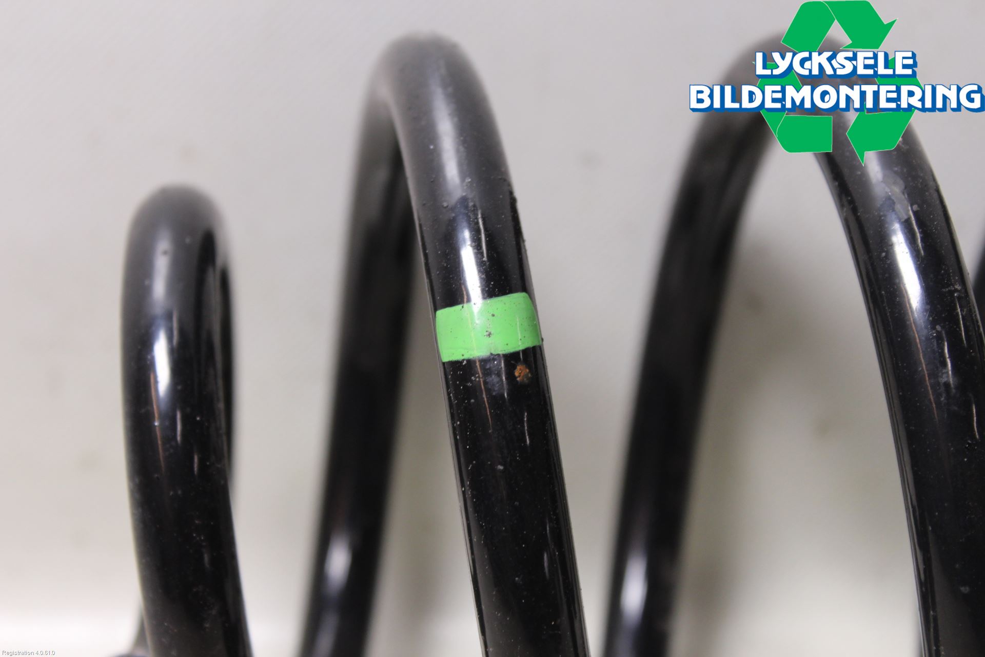 Nissan LEAF 18- Fjäder Bak