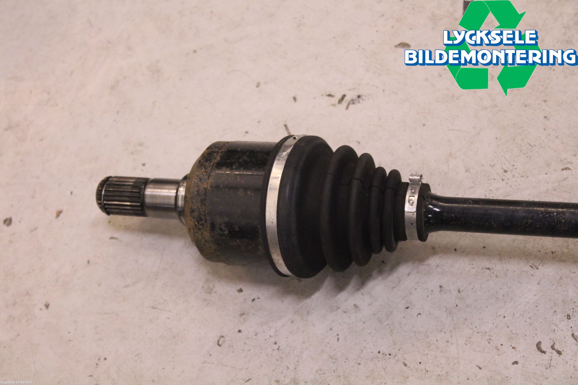 Hyundai SANTA FE 13-18 Drivaxel Bak Höger