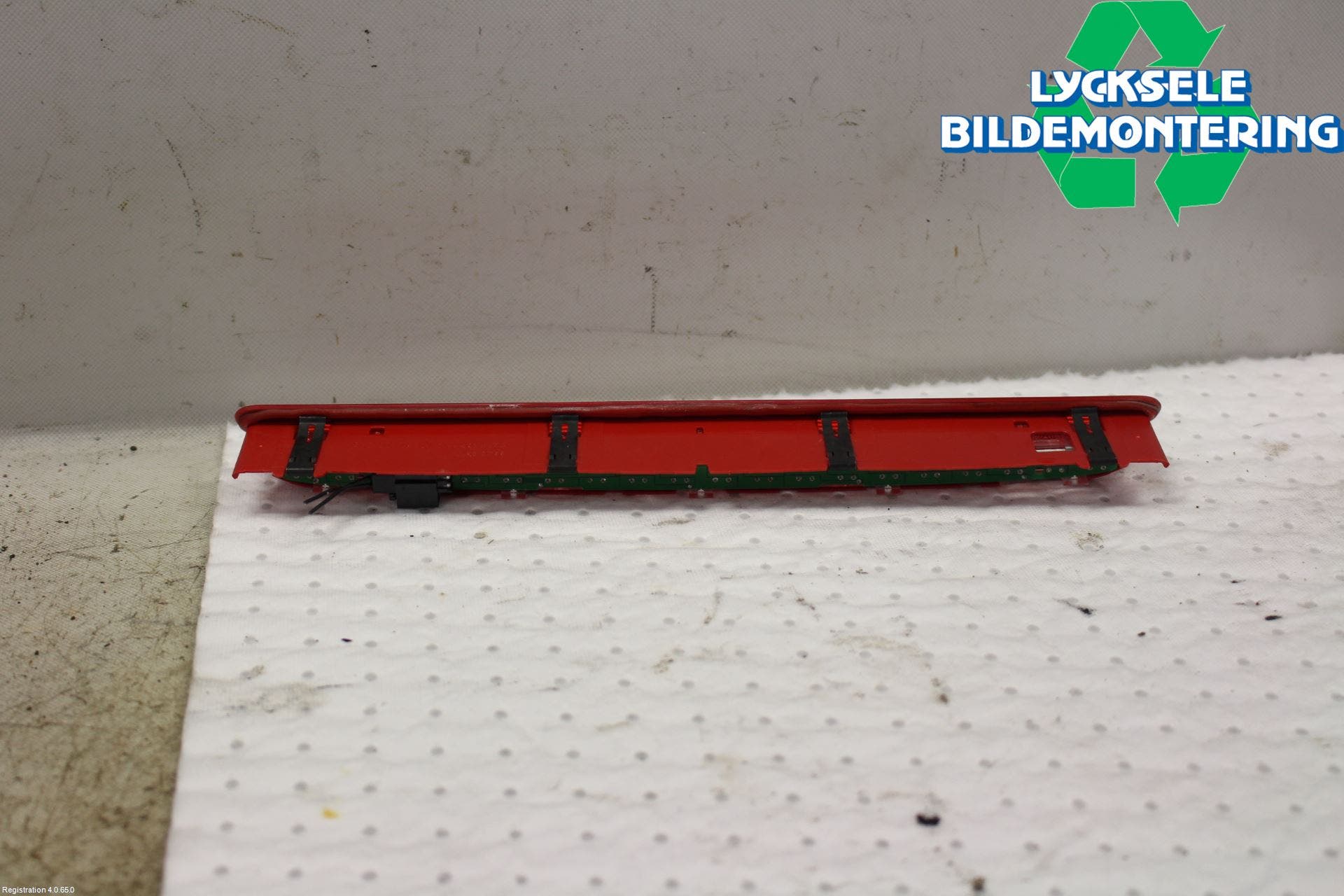 Volkswagen VW TIGUAN 07-16 Bromsljus Bakruta