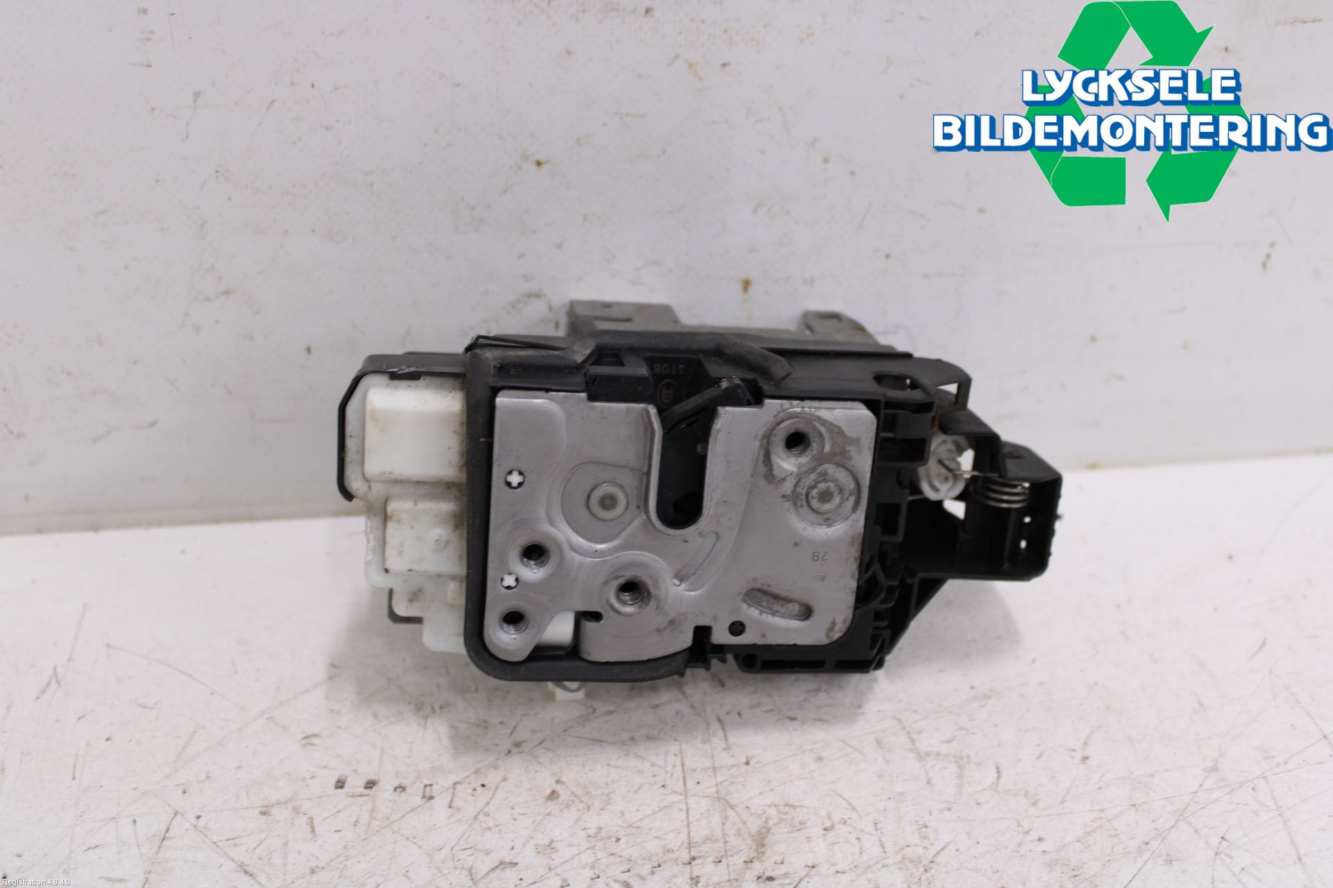 Volvo V60 19- Låskista-Dörrlås