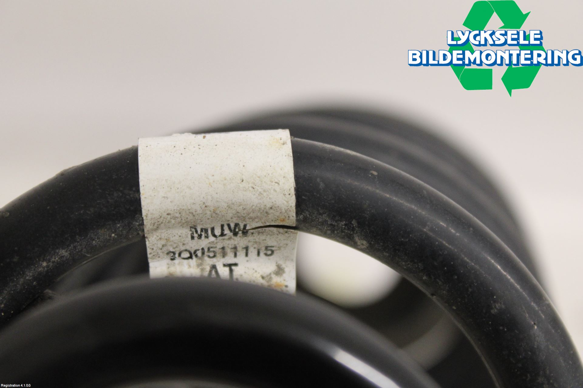 Skoda SUPERB 16-24 Fjäder Bak