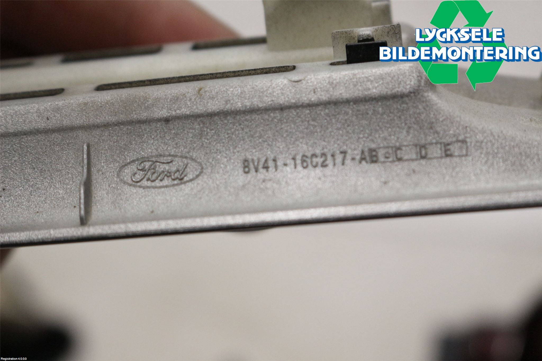 Ford KUGA 08-12 List Skärmkant