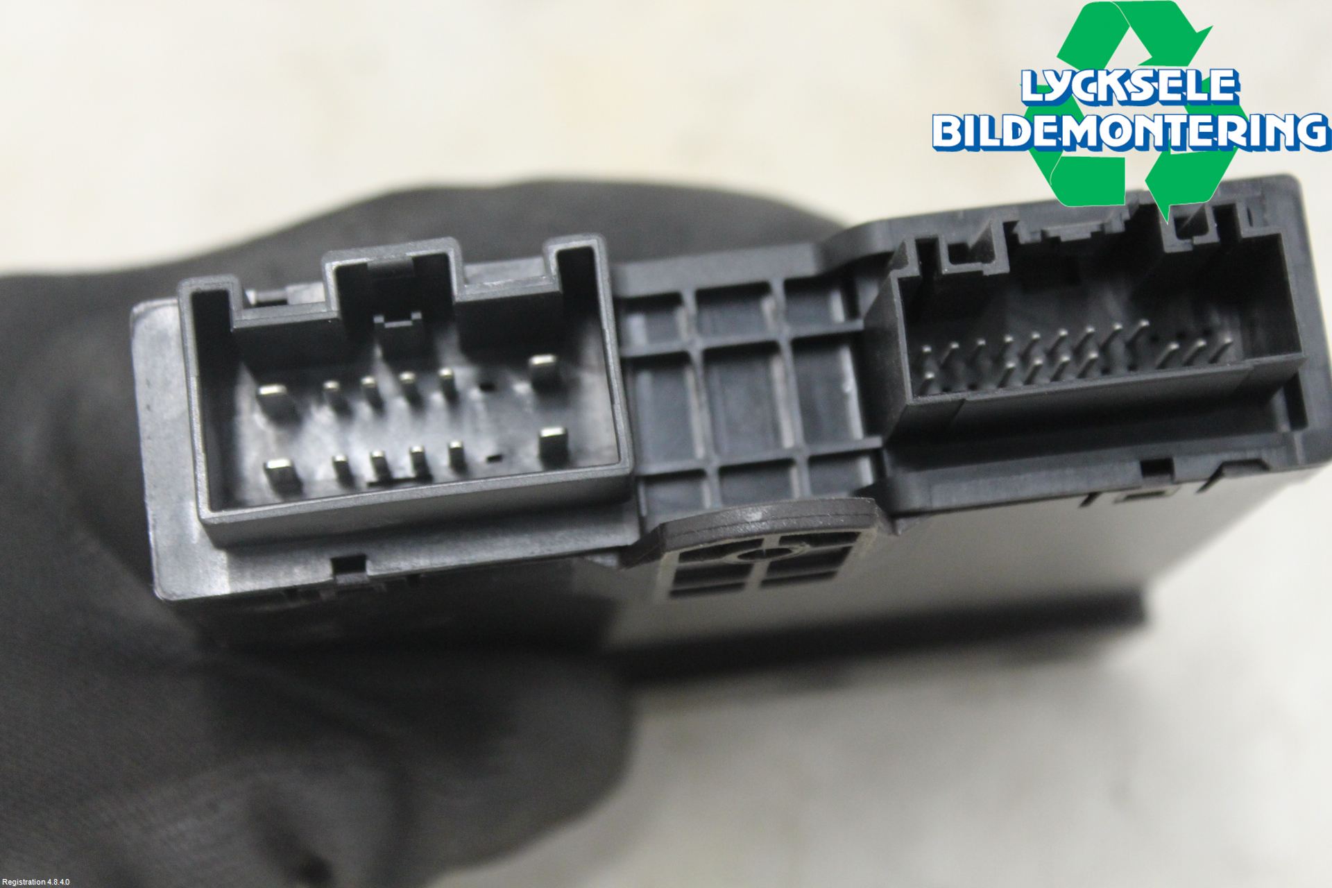 Volvo V90 17->> Styrenhet Baklucka