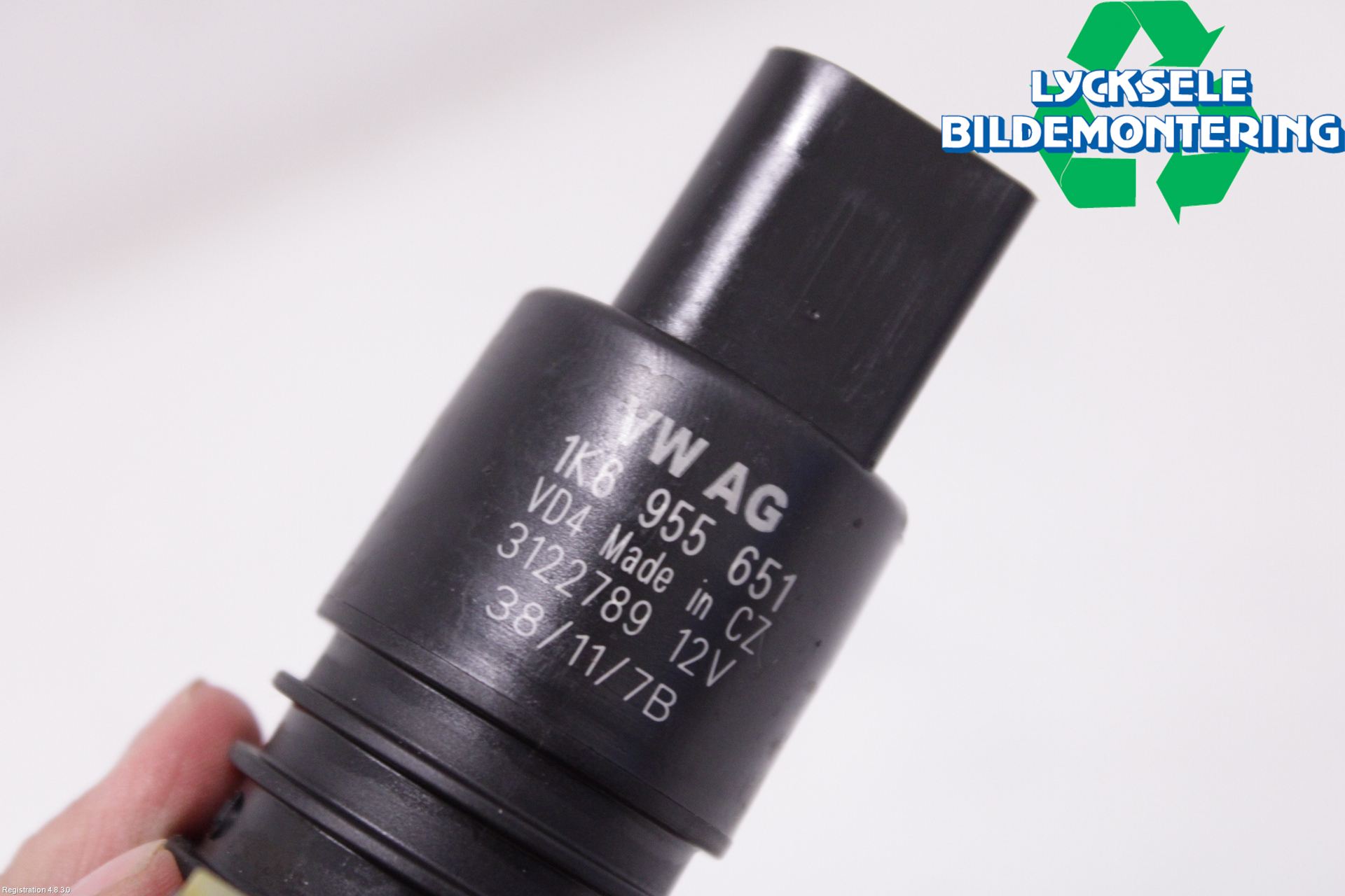 Volkswagen VW PASSAT 11-14 Spolarpump Vindruta
