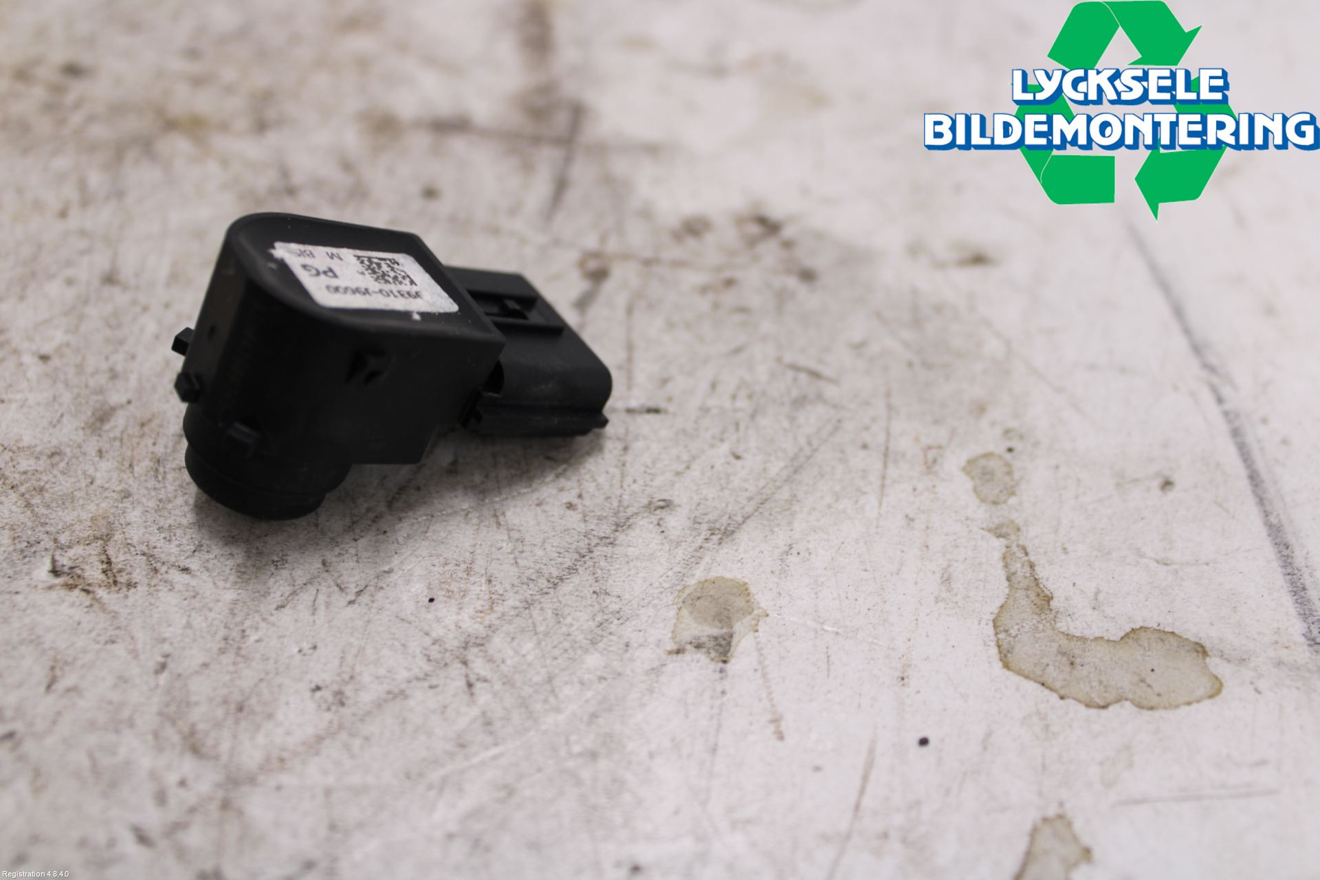 Hyundai KONA/ELECTRIC OS 18-23 Parkeringshjälp Frontsensor