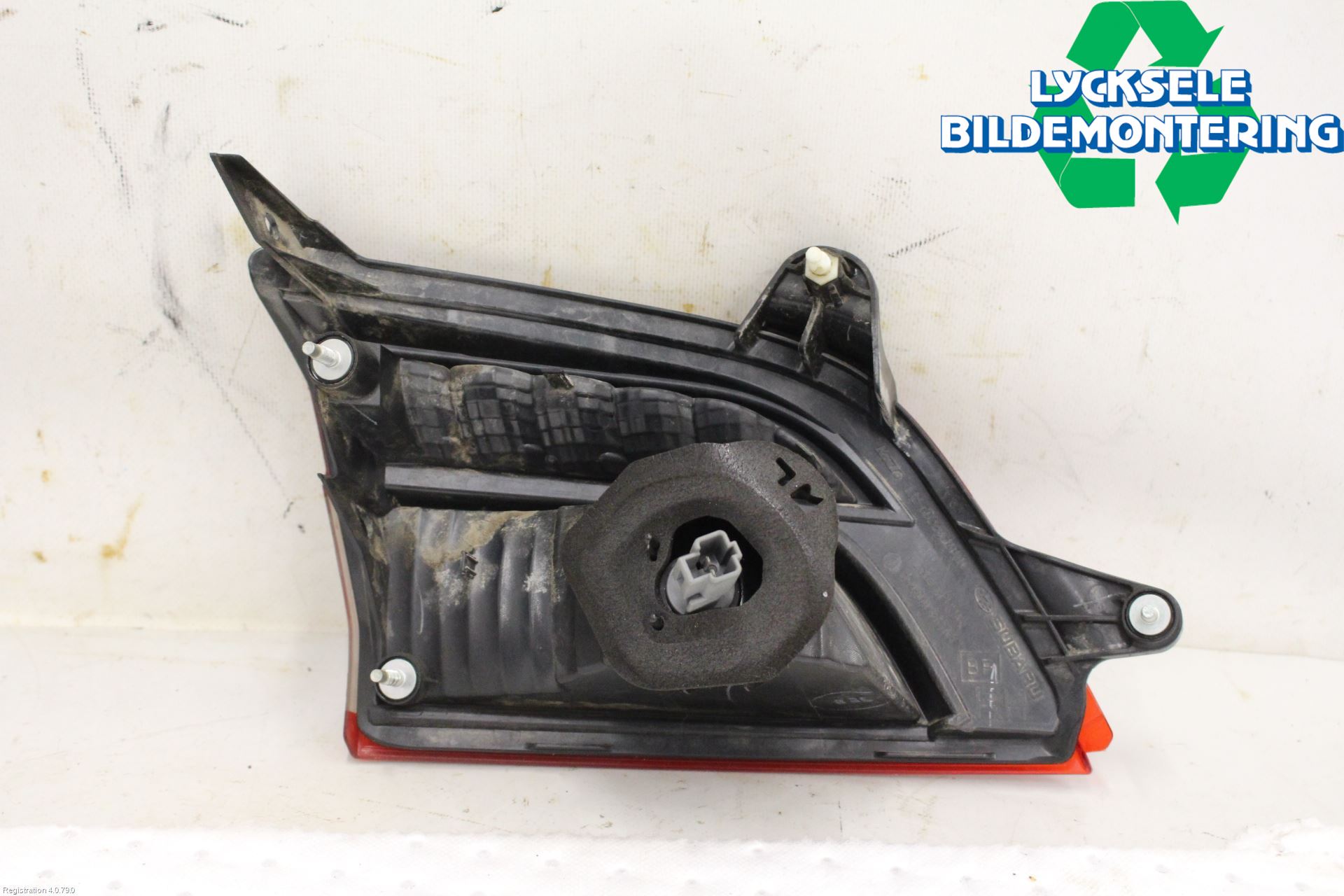 Subaru OUTBACK 15-20 Bakljus Lucka Hö