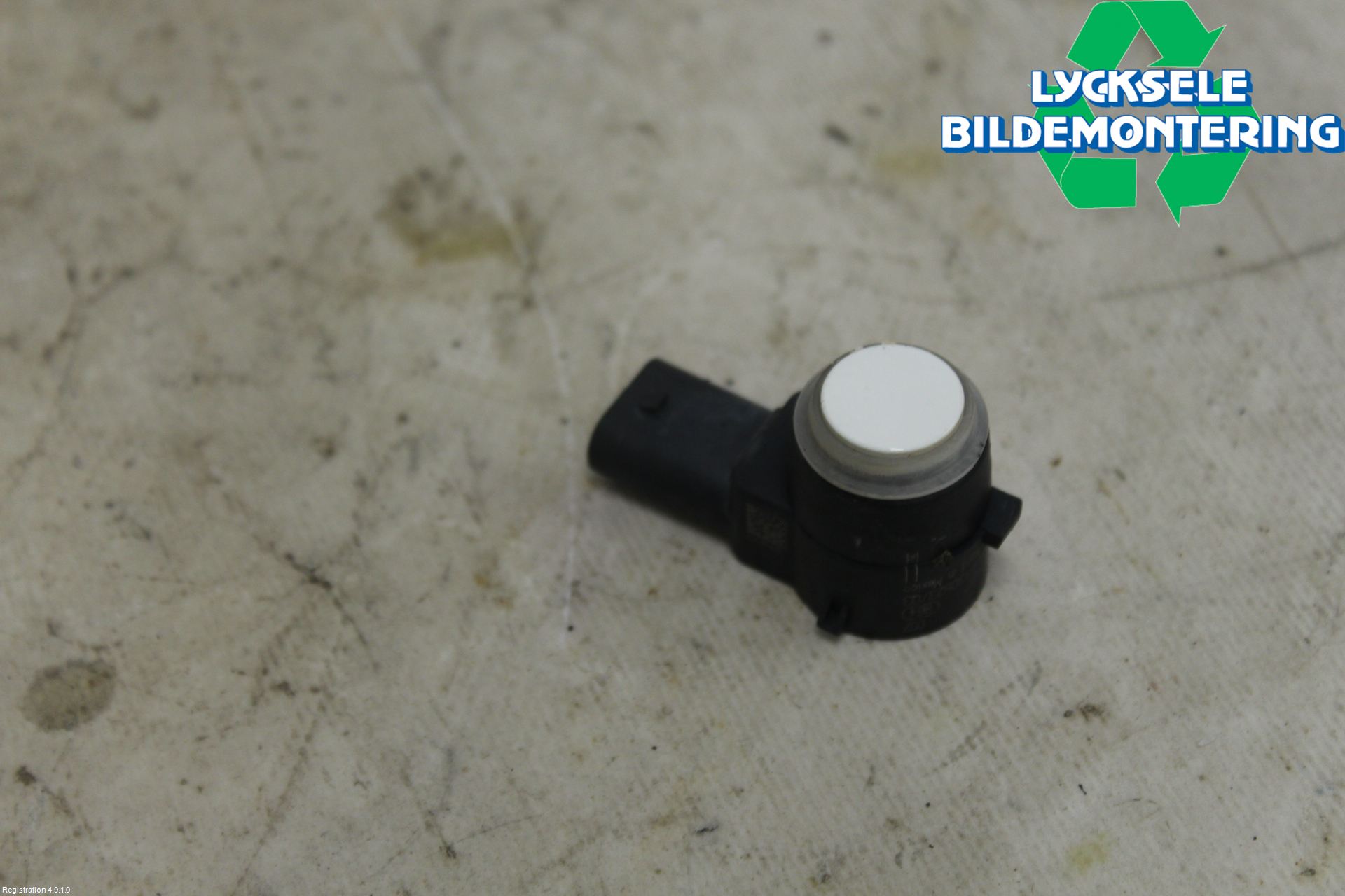 Mercedes-Benz MB C-KLASS (W204) 07-15 Parkeringshjälp Frontsensor