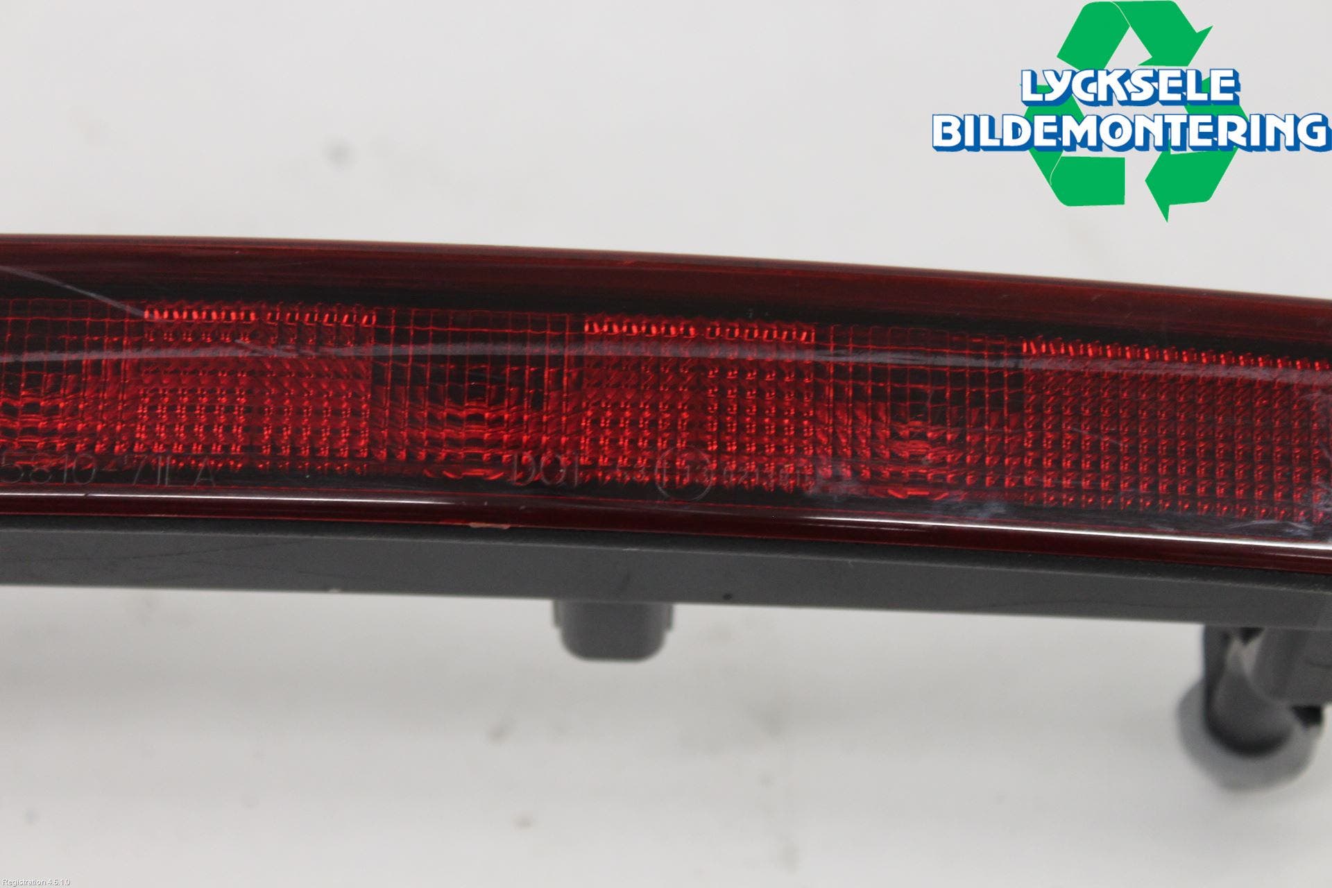 Suzuki VITARA 15- Bromsljus Bakruta