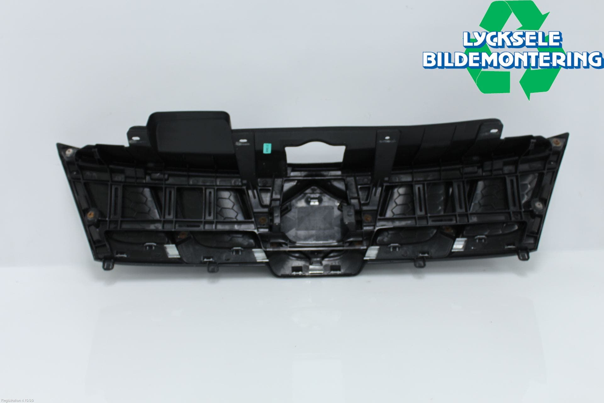 Suzuki VITARA 15- Grill Komp