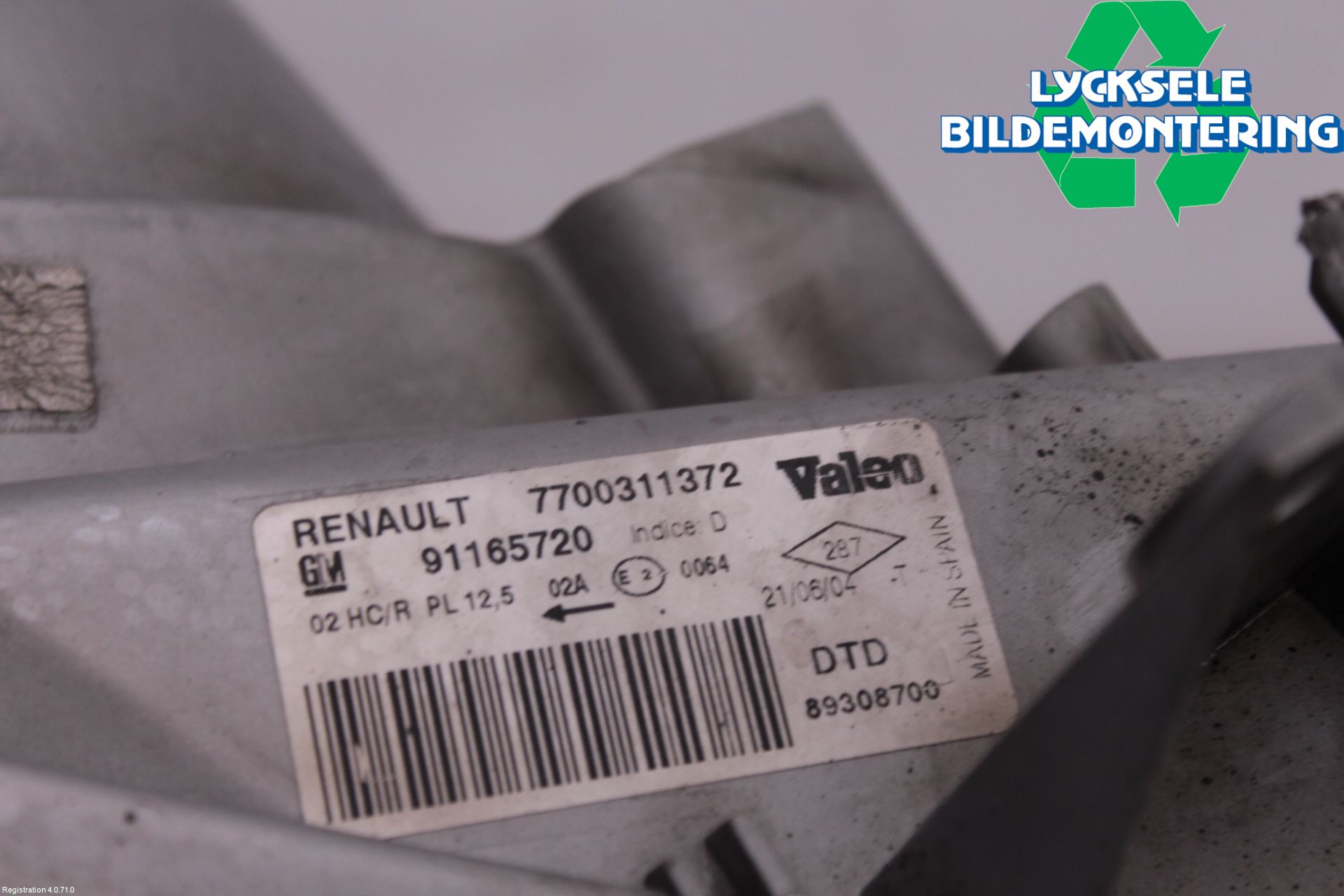 Opel VIVARO 01-14 Strålkastare Höger