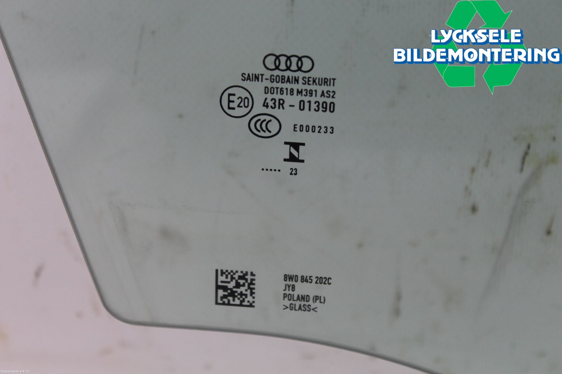 Audi A4/S4 B9 20- Dörruta Fram Höger