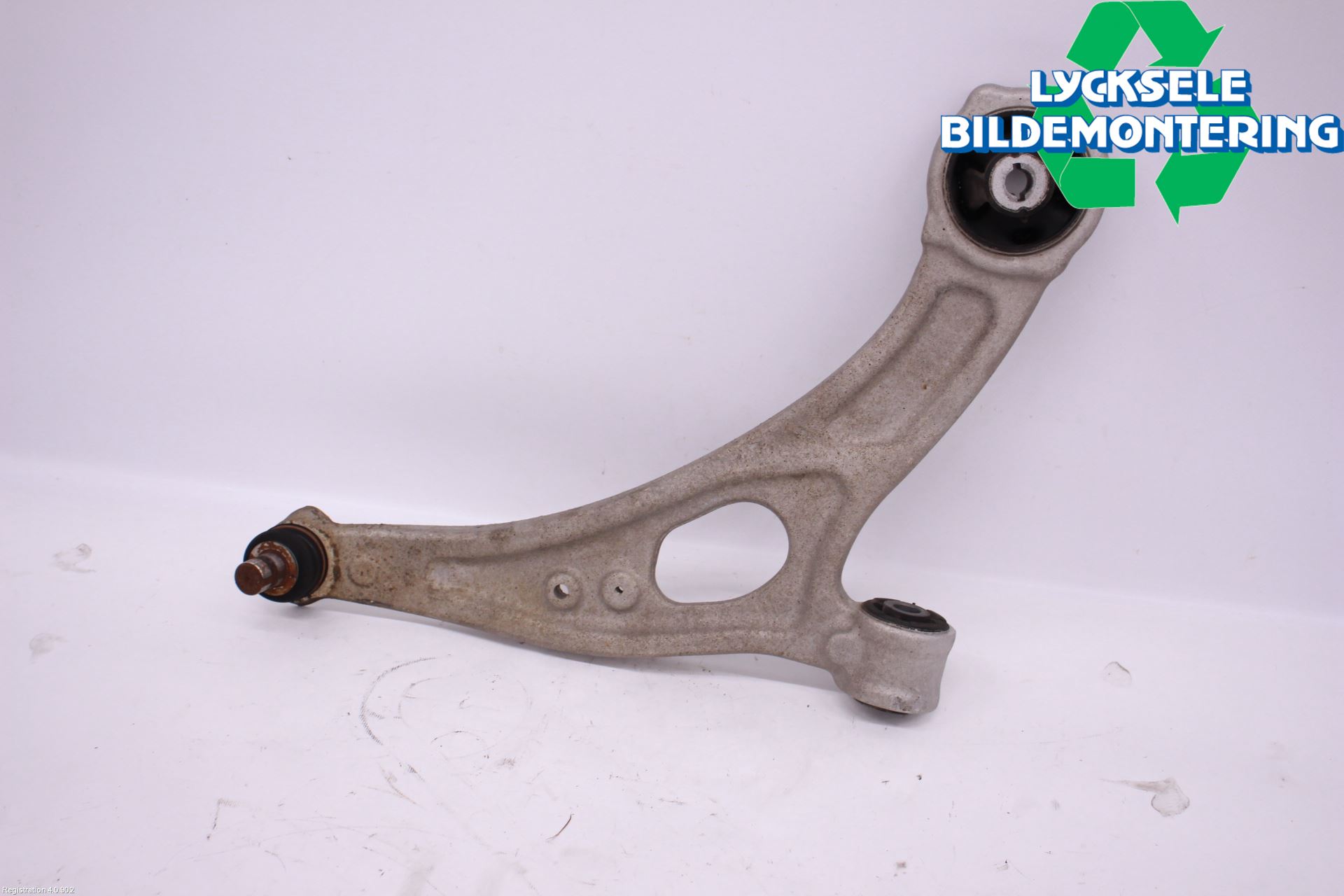 Ford KUGA/KUGA PHEZ/FHEV 20- Bärarm Fram Undre Hö