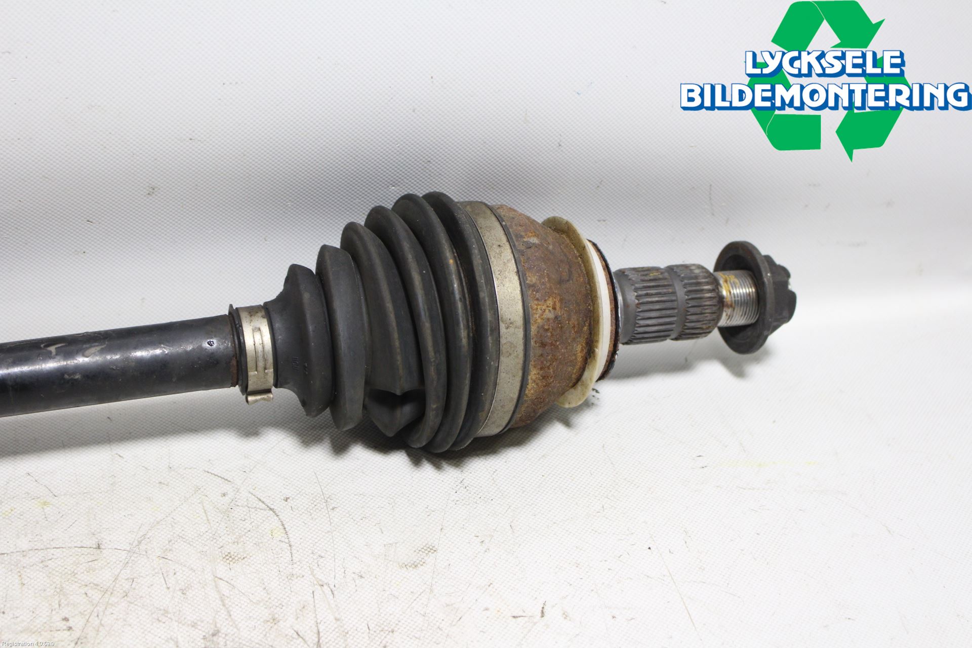 Opel INSIGNIA 17- Drivaxel Fram Vänster