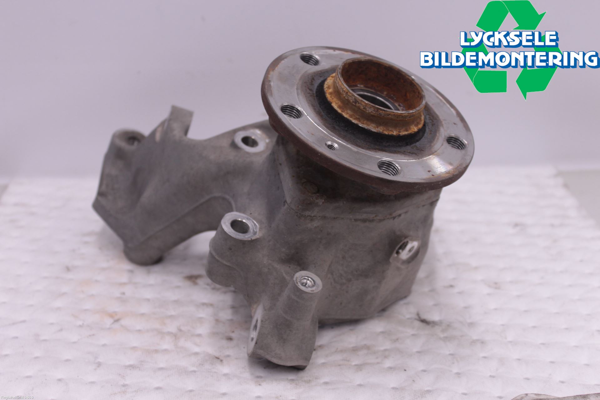 Skoda SUPERB 16-24 Hjullagerhus Bak Hö