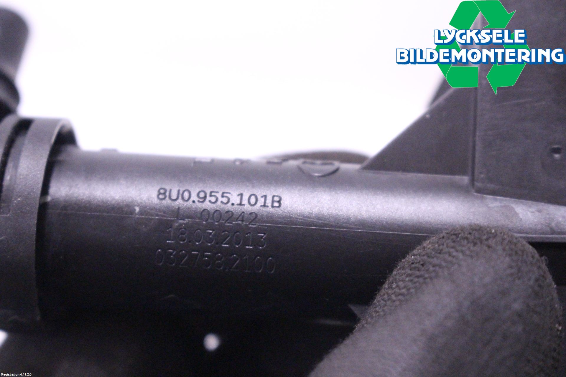 Audi Q3 8U 12-18 Spolarmunstycke Strålkastare